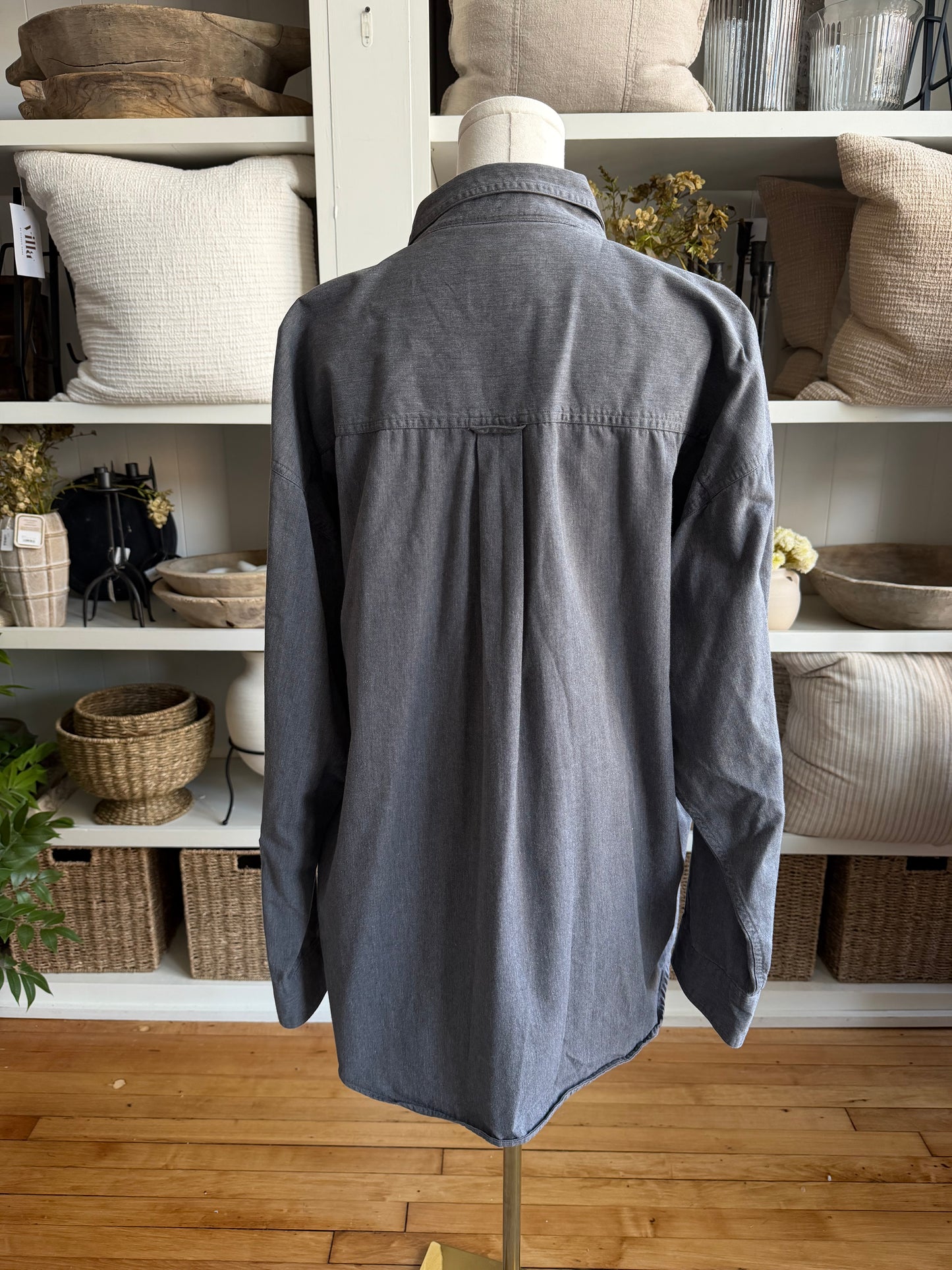 90s Chaps Ralph Lauren gray light weight denim button down