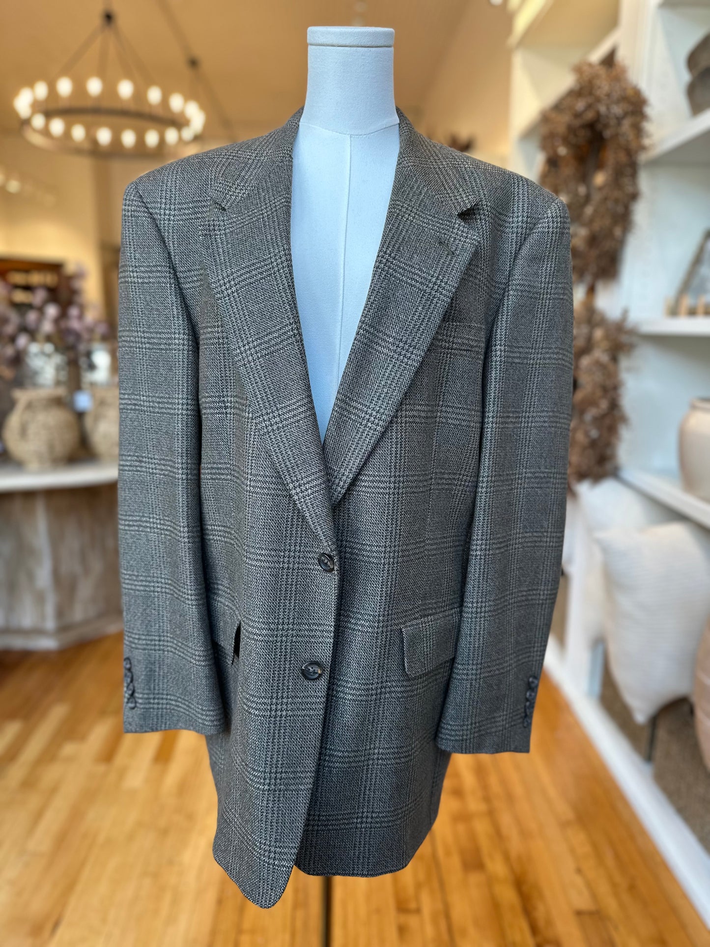 80s Hart Schaffner and Marx wool blazer. Made in the USA
