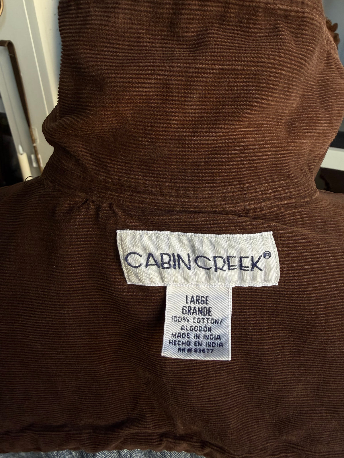 90s Cabin Creek denim chore coat with brown corduroy collar and trim. Fits S-L