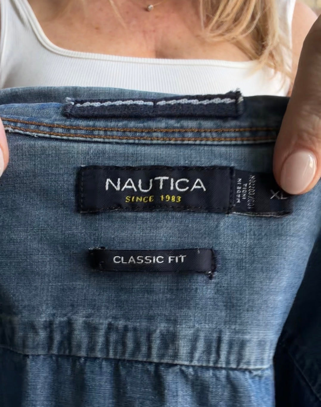 00s Nautica light weight denim button down