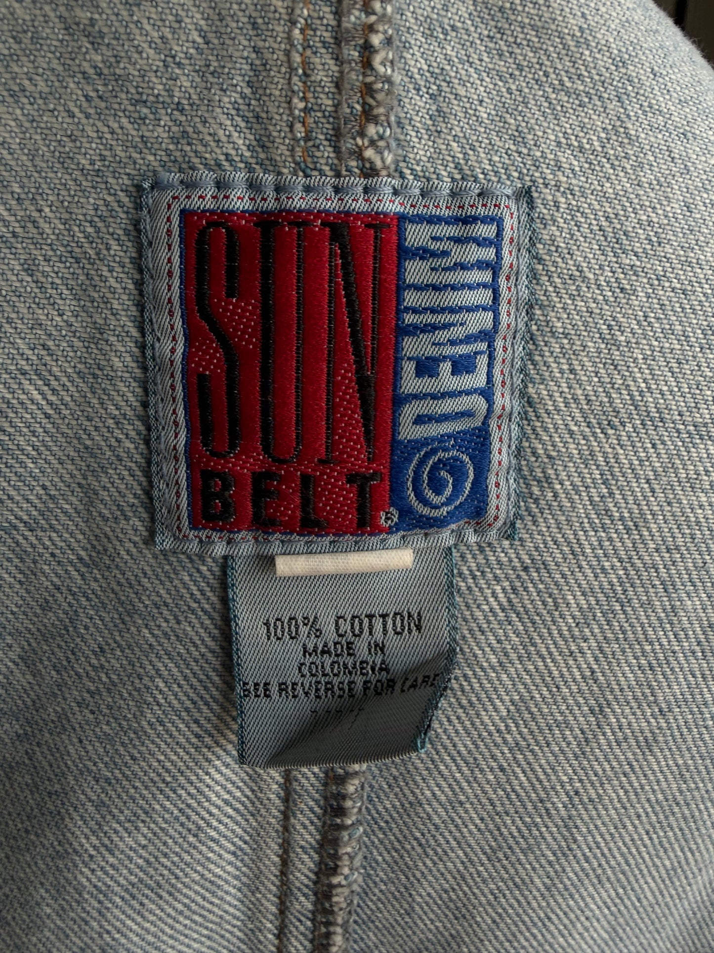 90s Sun Belt Denim hand painted trench coat. Fits S-L