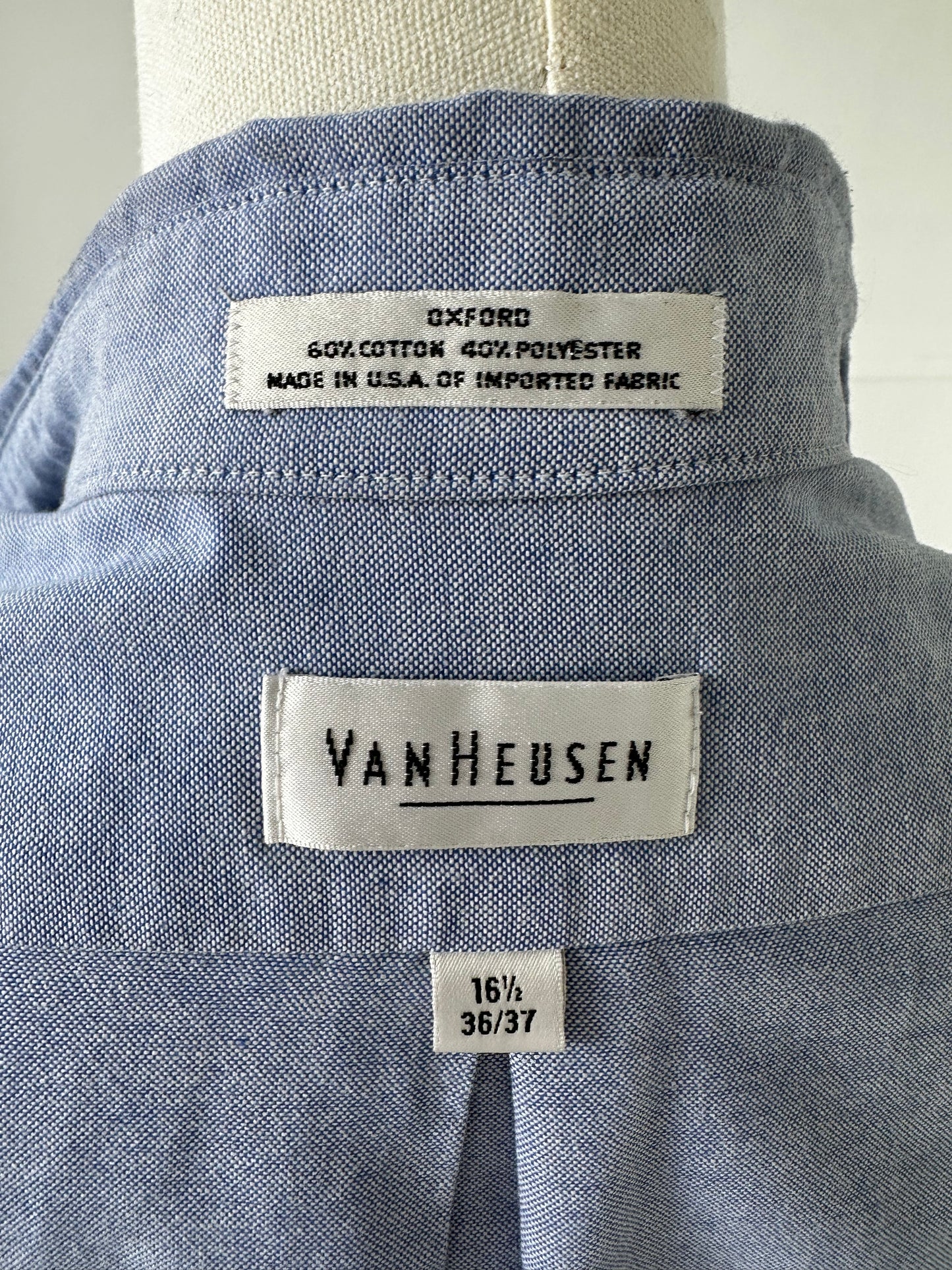 90/ Van Heusen blue oxford button down. Made in the USA
