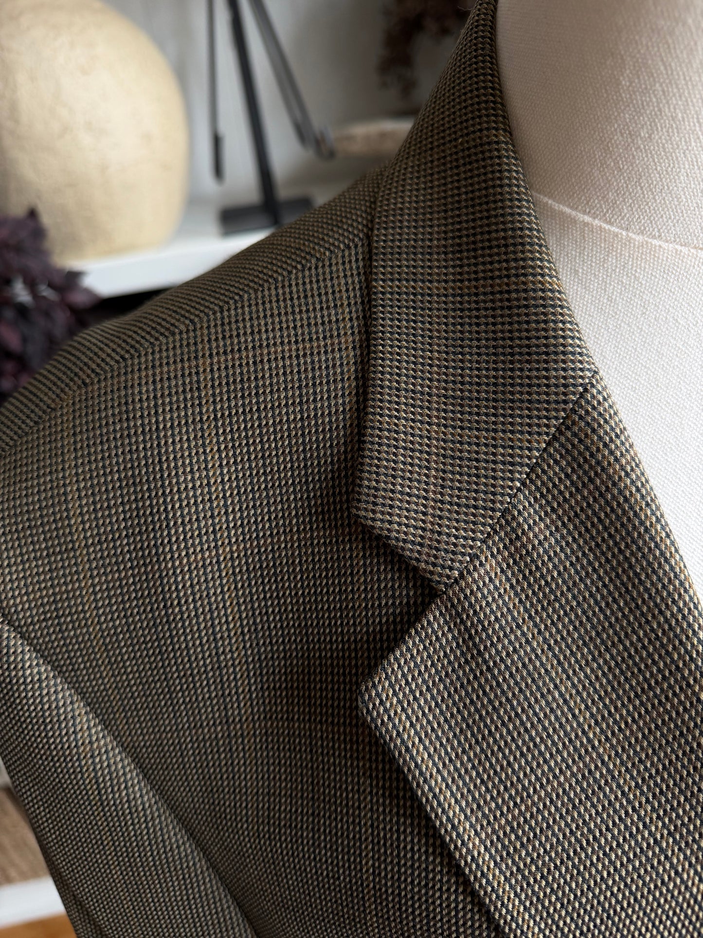 80s Chaps Ralph Lauren wool plaid blazer. Made in Canada. Fits M-XL