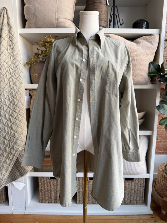 90s Nautica green Oxford button down. Made in Hong Kong