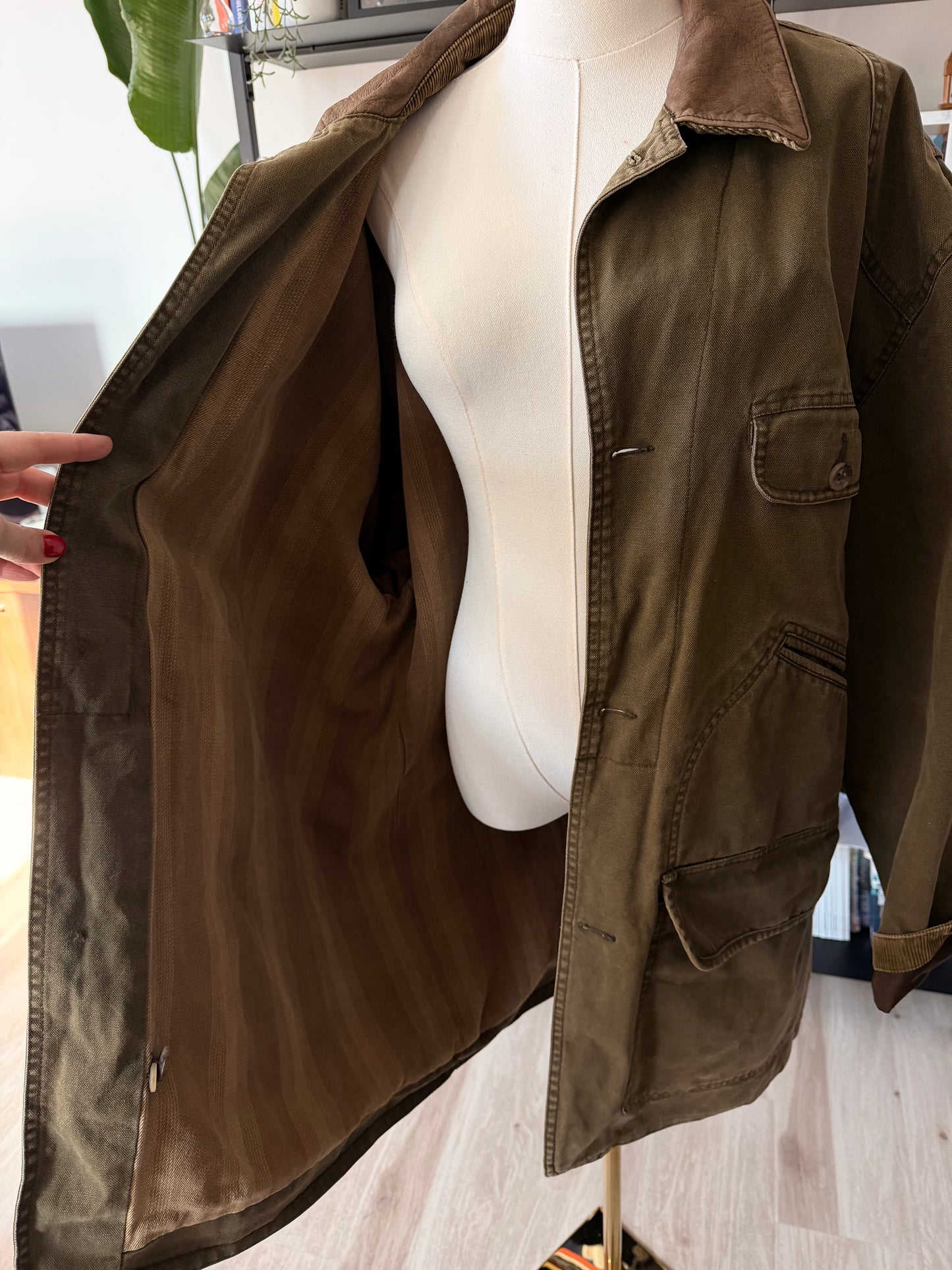 90s Banana Republic green barn coat. Made in Hong Kong