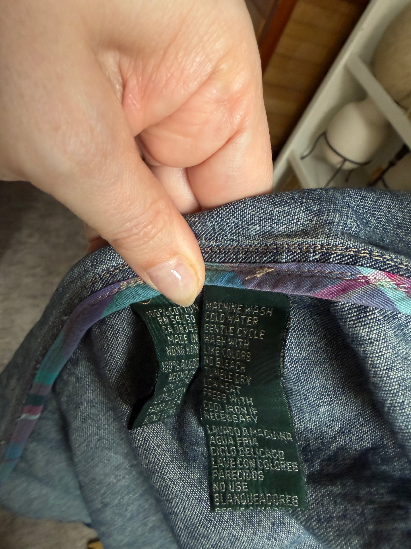 90s Lauren Jens Co denim toggle coat. Made in Hong Kong. Fits XS-M