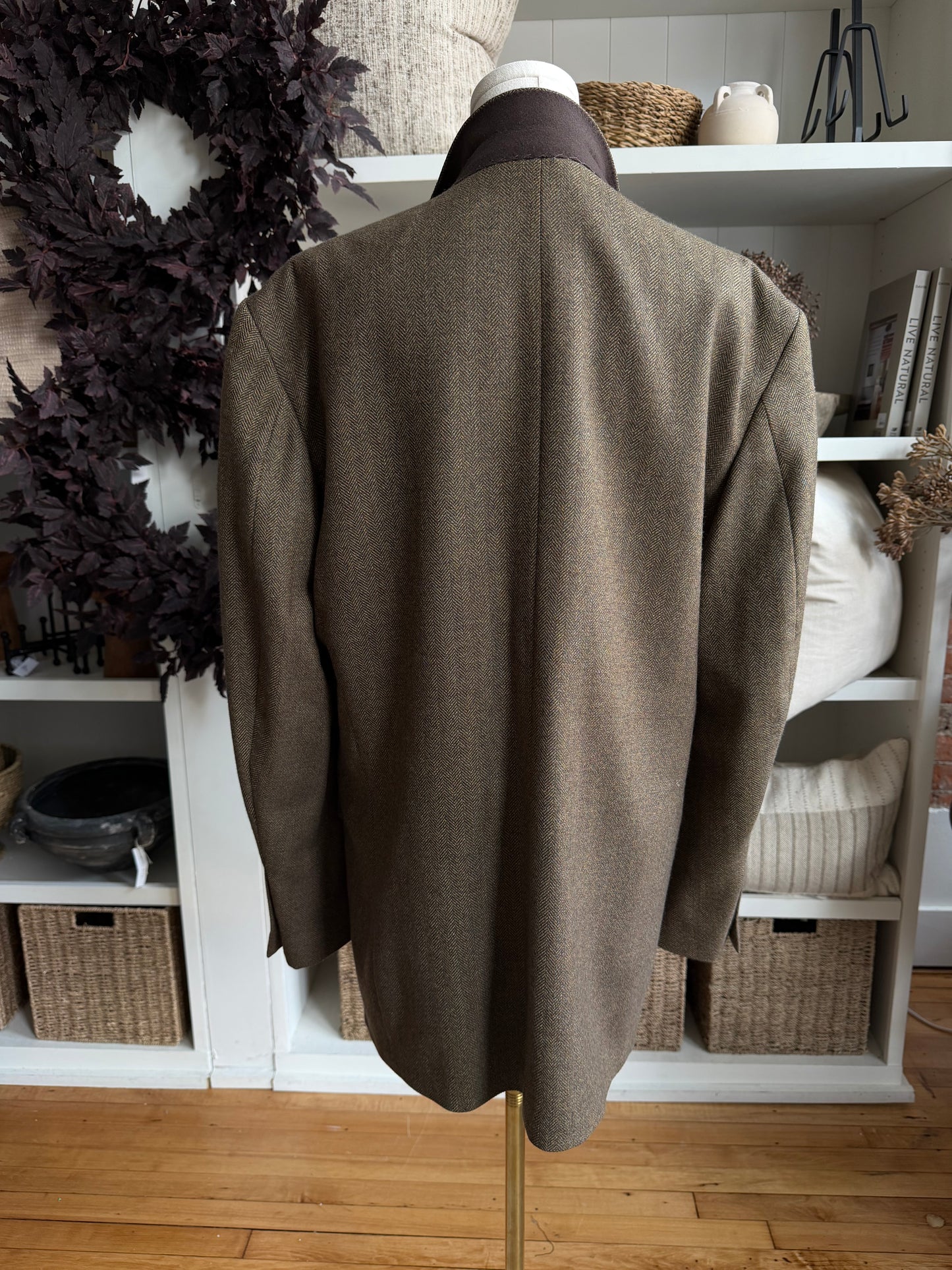 90s Oscar de la Renta Lambswool cashmere blend blazer. Made in South Africa. Fits M-XL