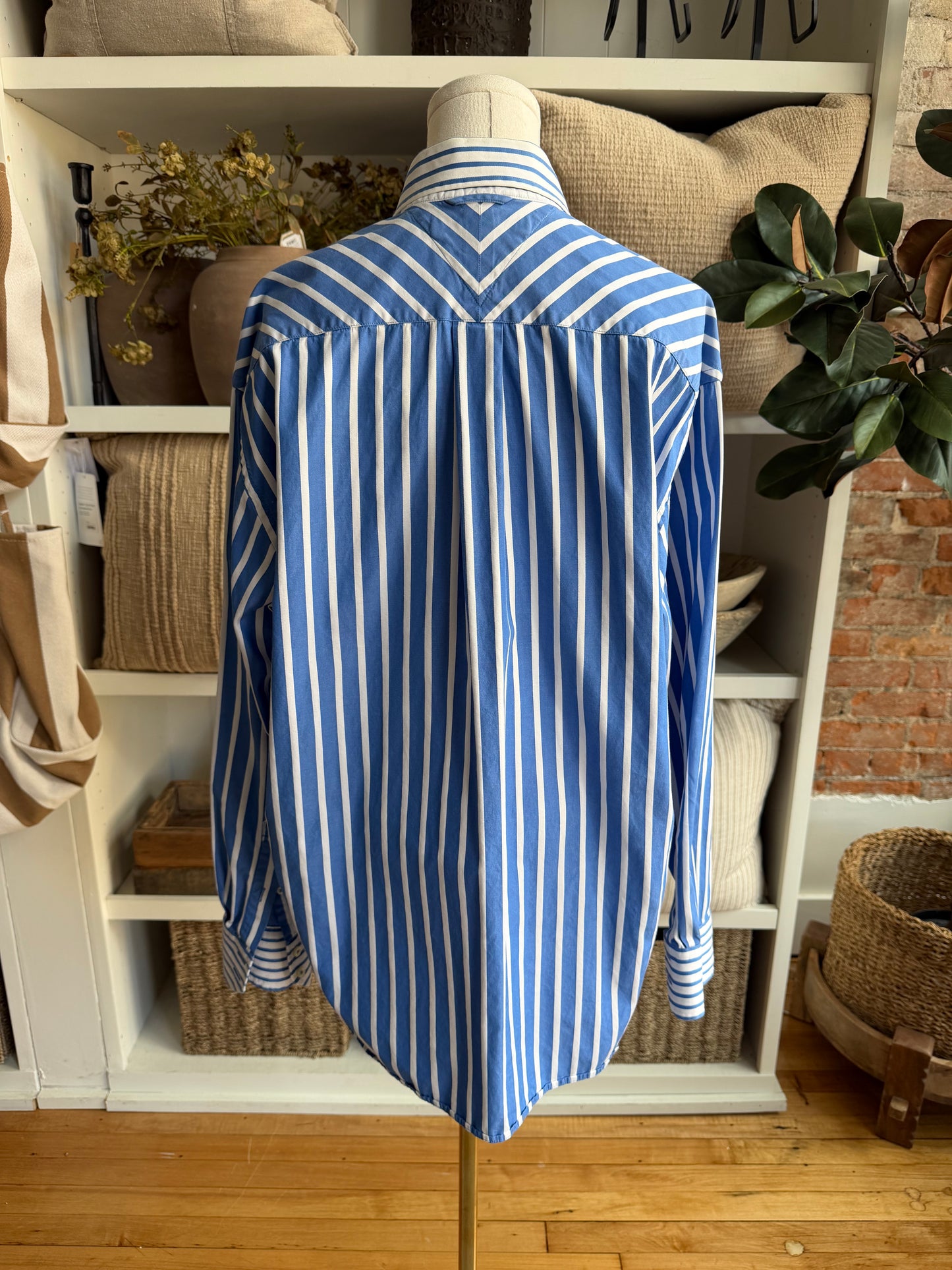 00s Tommy Hilfiger striped poplin button down