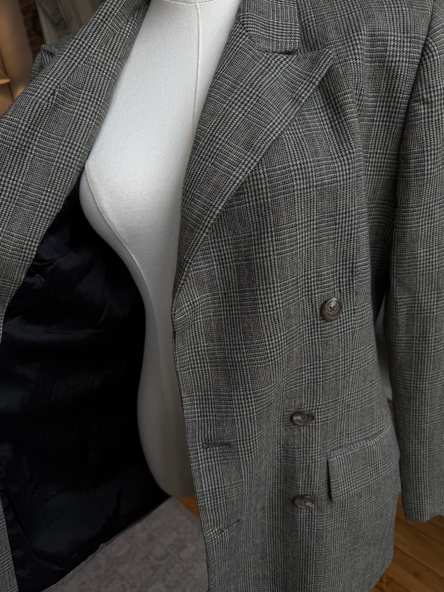 90s Lauren Ralph Lauren wool plaid blazer. Made in the USA