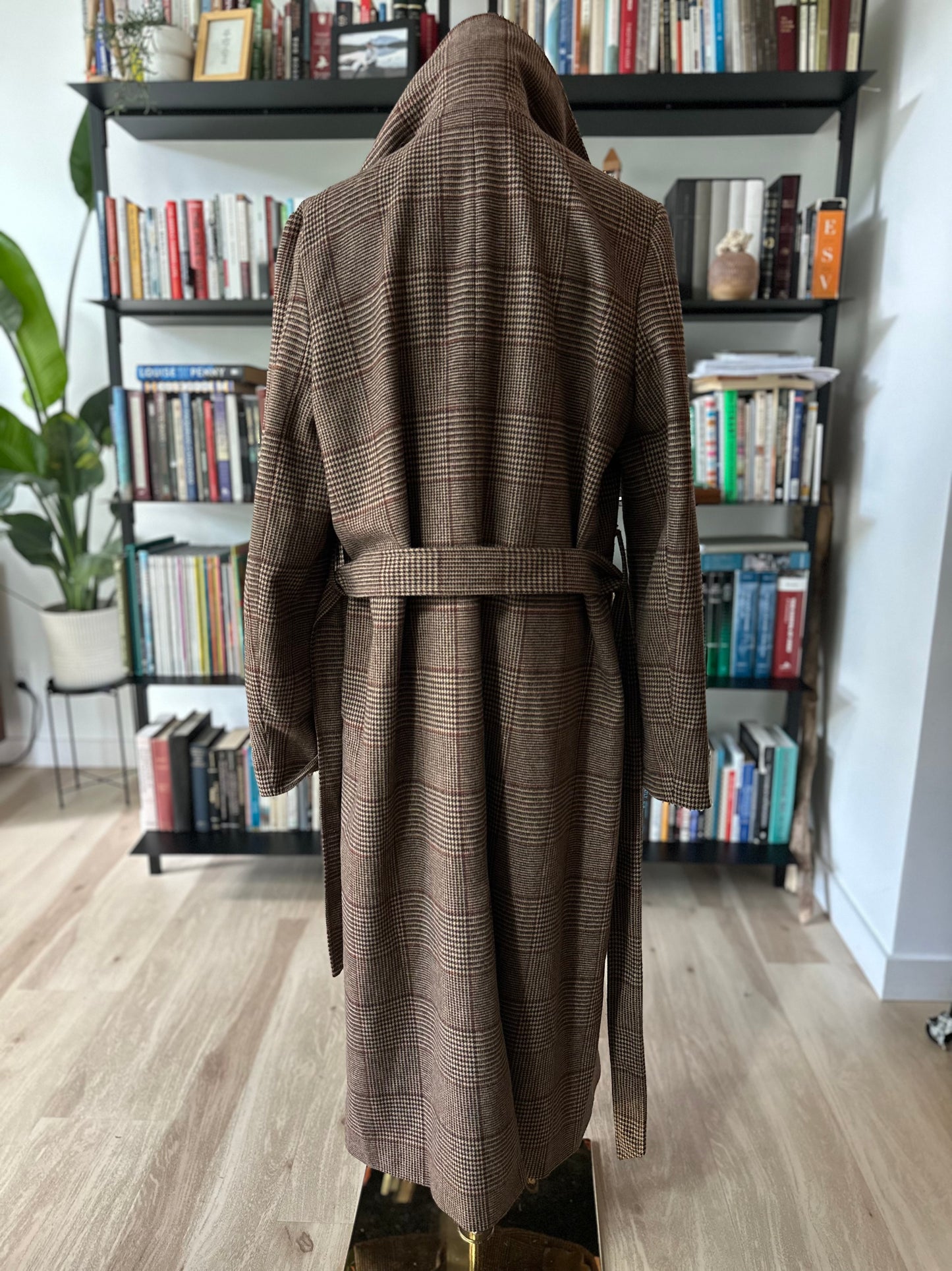 Banana Republic factory plaid trench coat. Size medium