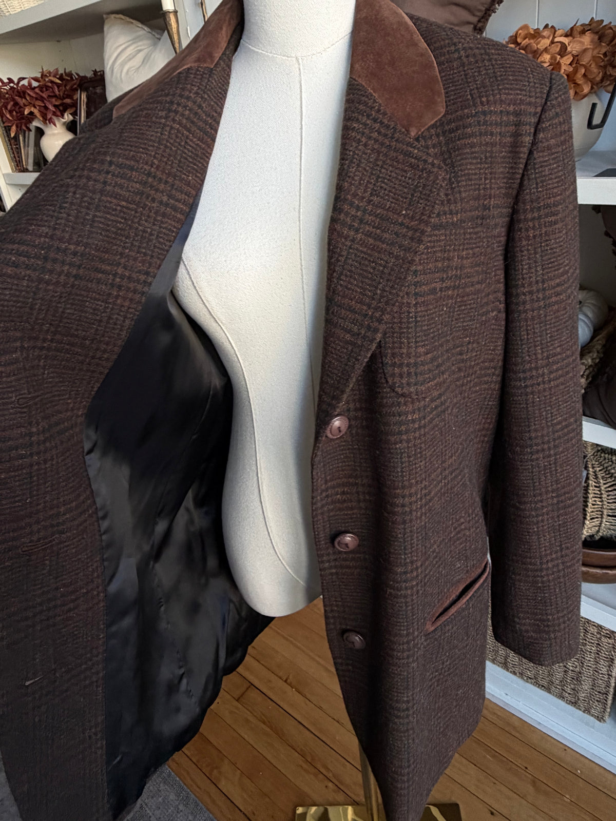 90s Braebrook tweed blazer with leather collar. Fits XS-M petite