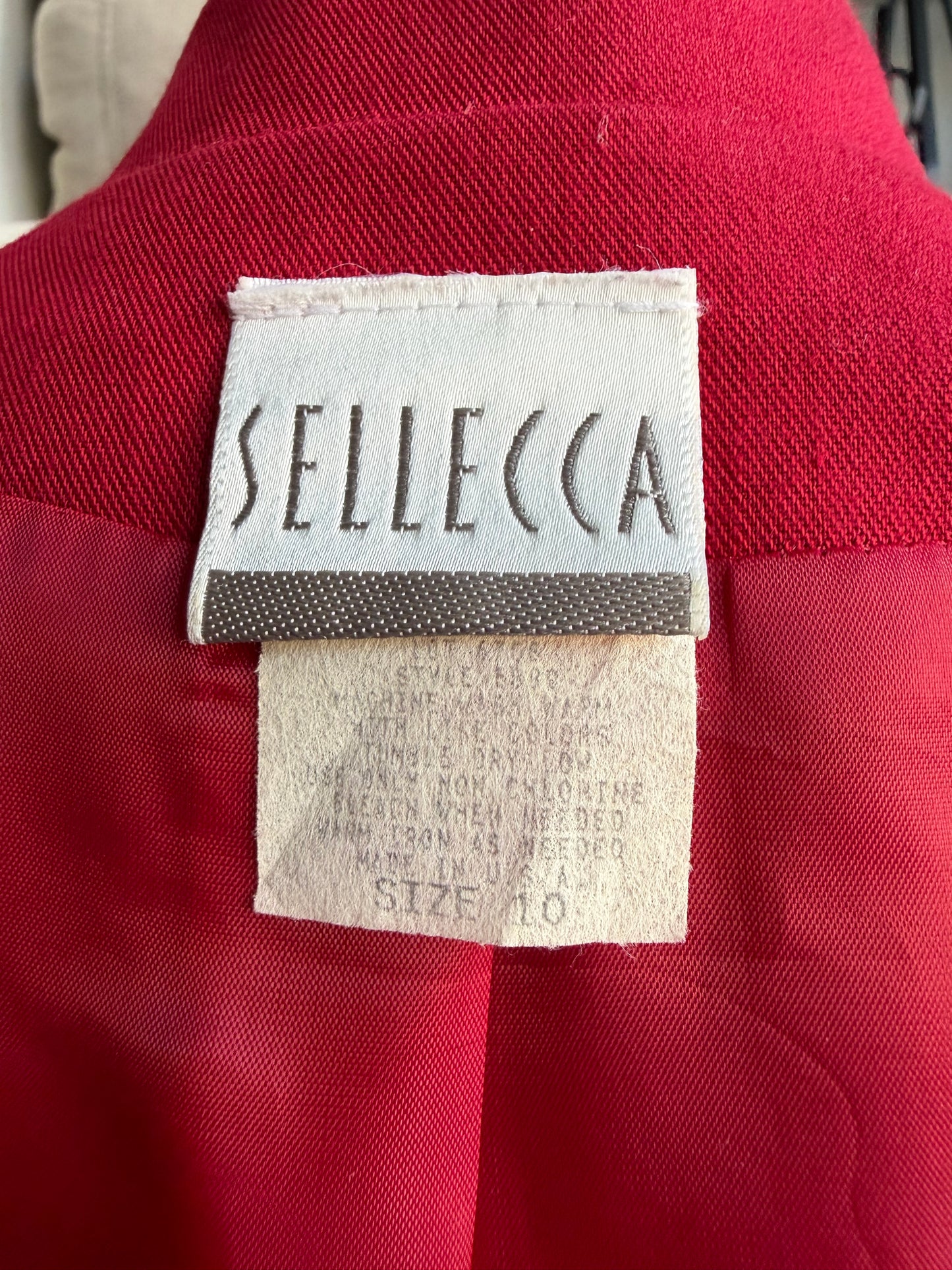 80s Sellecca red light weight blazer. Made in the USA