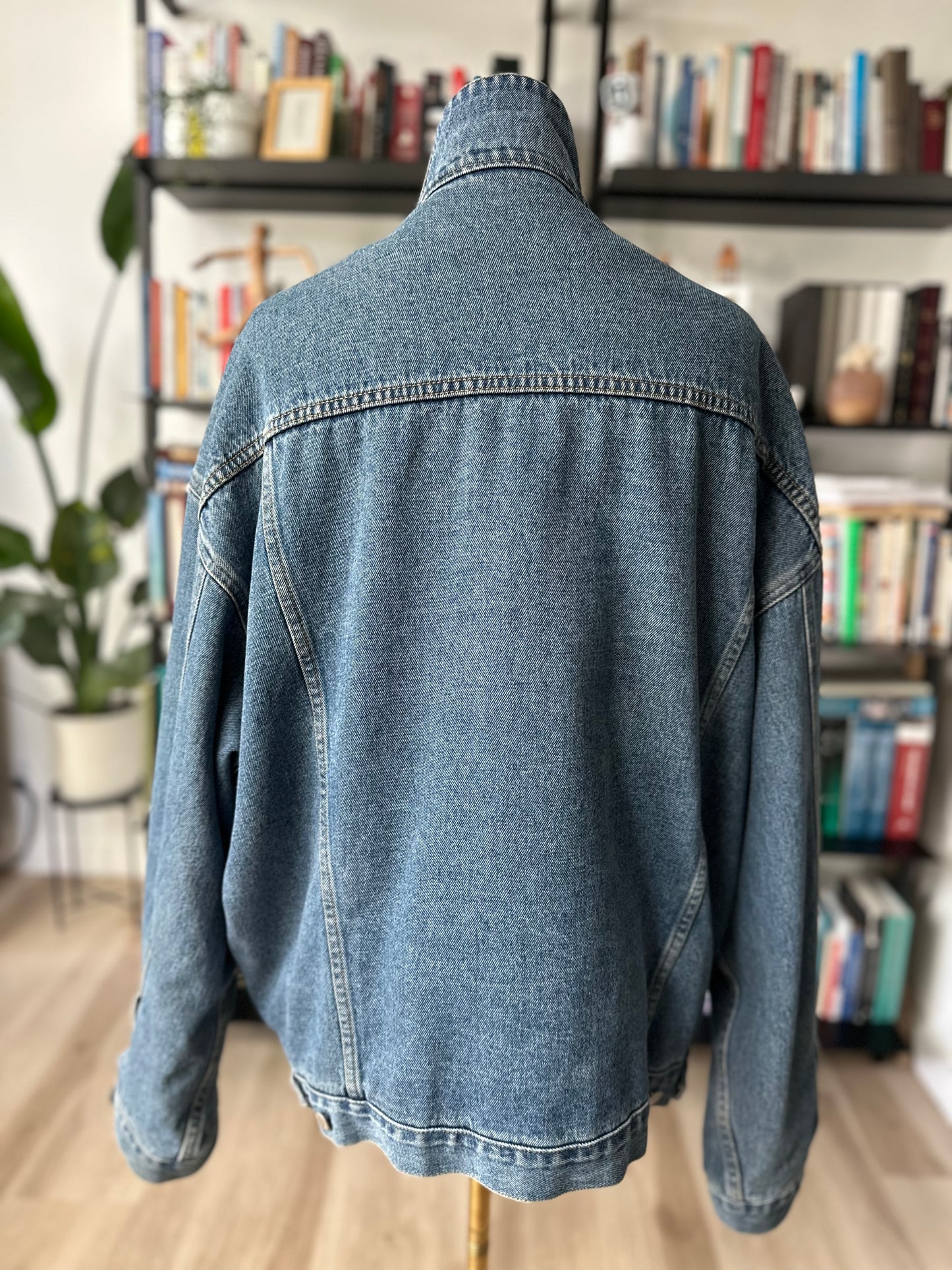 90s Eddie Bauer denim fleece lined jacket