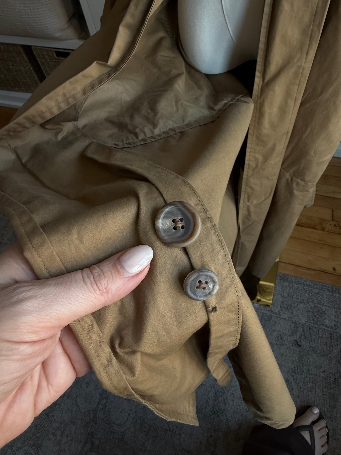 90s Ralph Lauren light weight khaki trench. Fits S-L