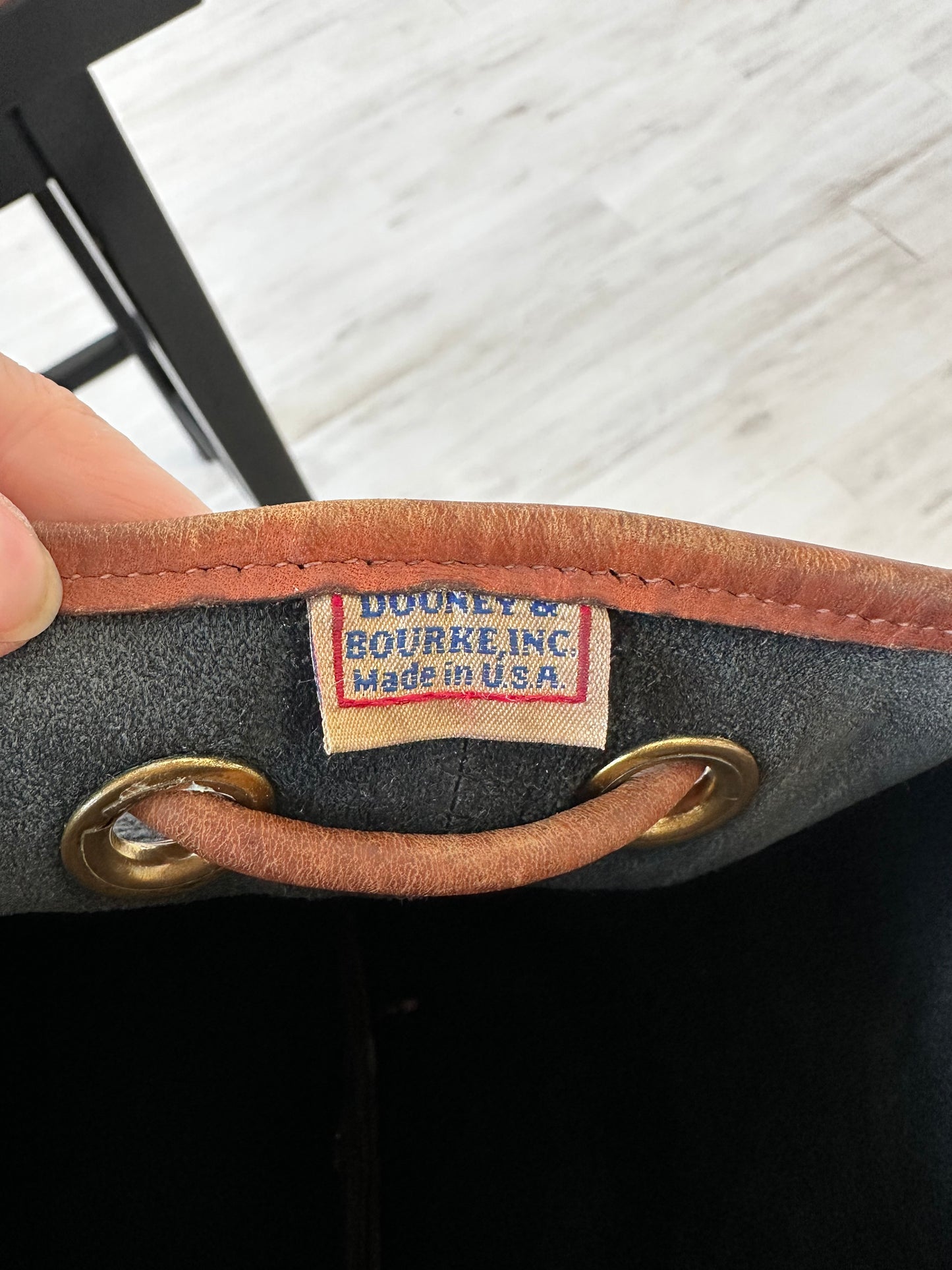 90s Dooney and Bourke black bucket bag