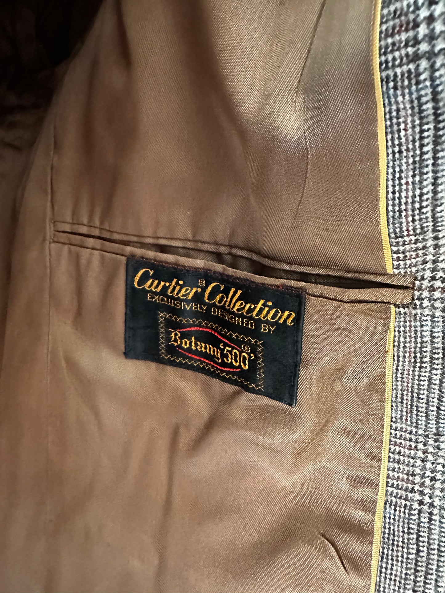 70s/80s Cartier Collection by Botany 500 wool tweed blazer. Made in the USA
