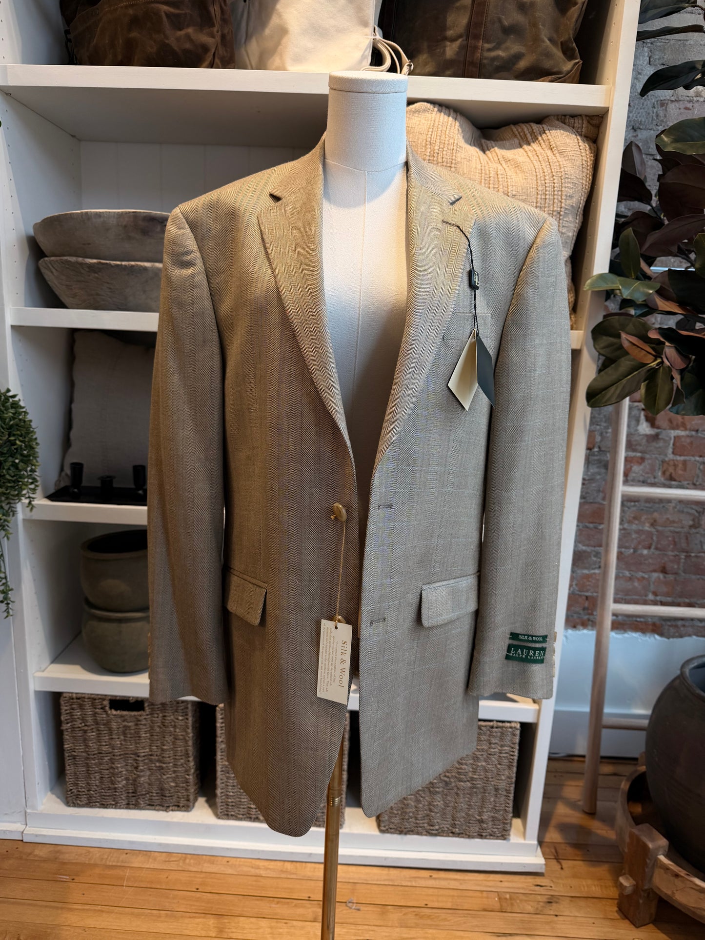 Lauren Ralph Lauren silk wool blazer. New with tags