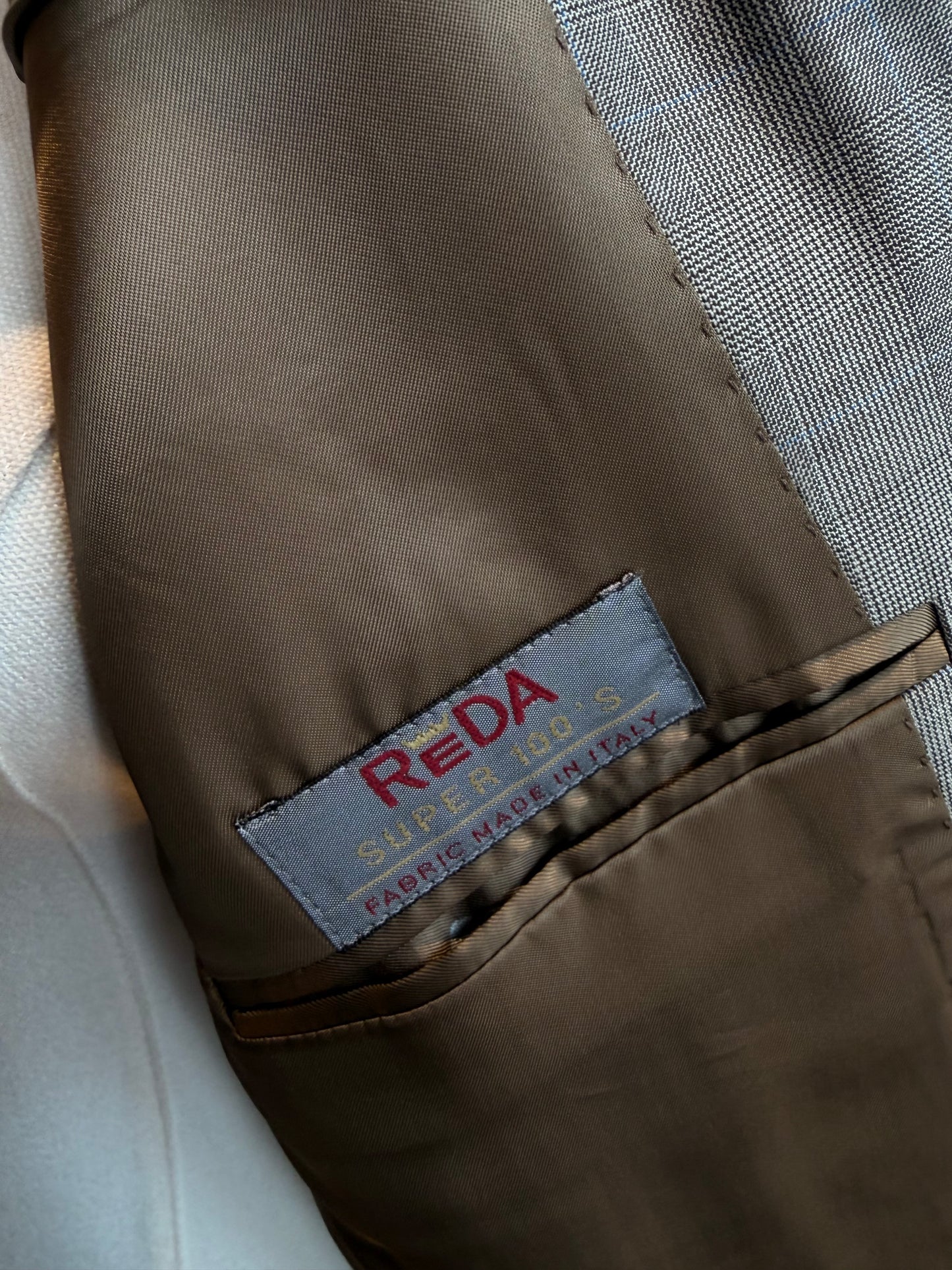 90s Chiavari light weight wool blazer. Made in Italy