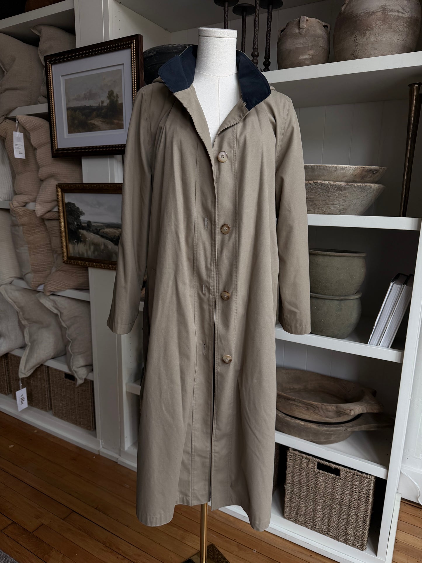 90s Fleet Street Petite khaki trench with removable hood