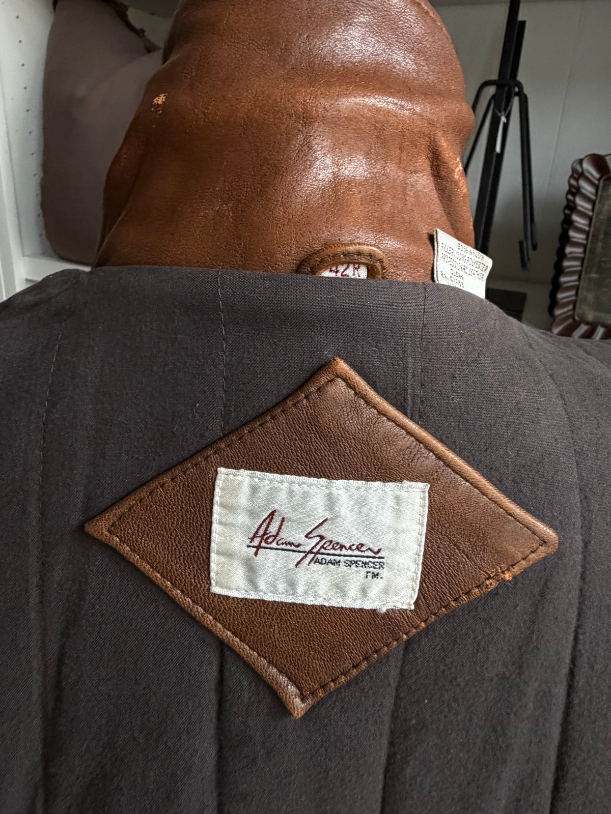90s Adam Spencer leather bomber. Fits S-L