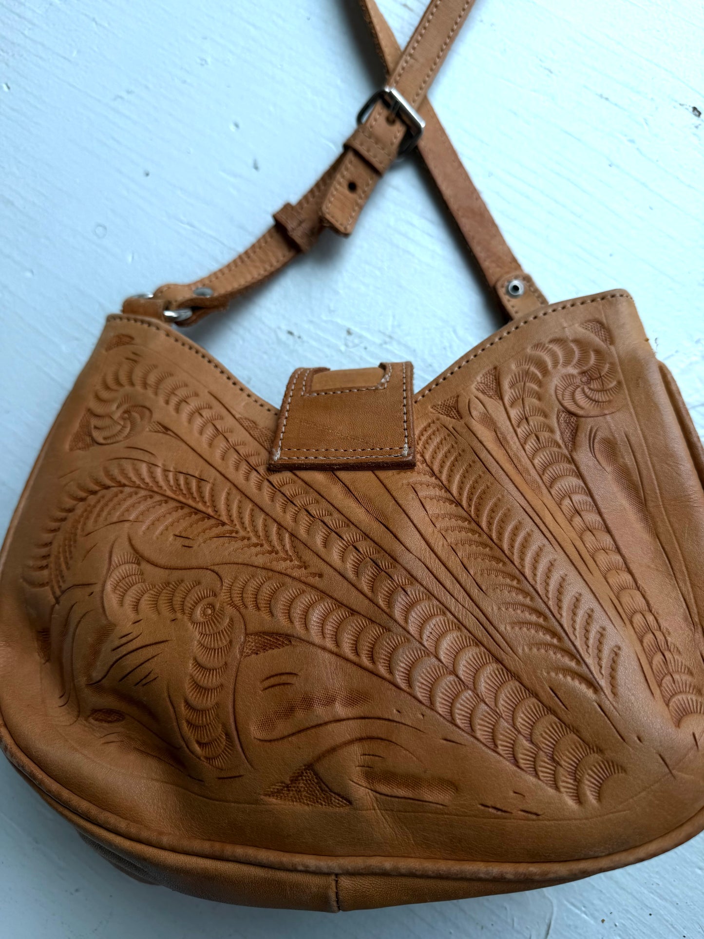 90s Grants Natural tooled leather crossbody bag. Made in Paraguay