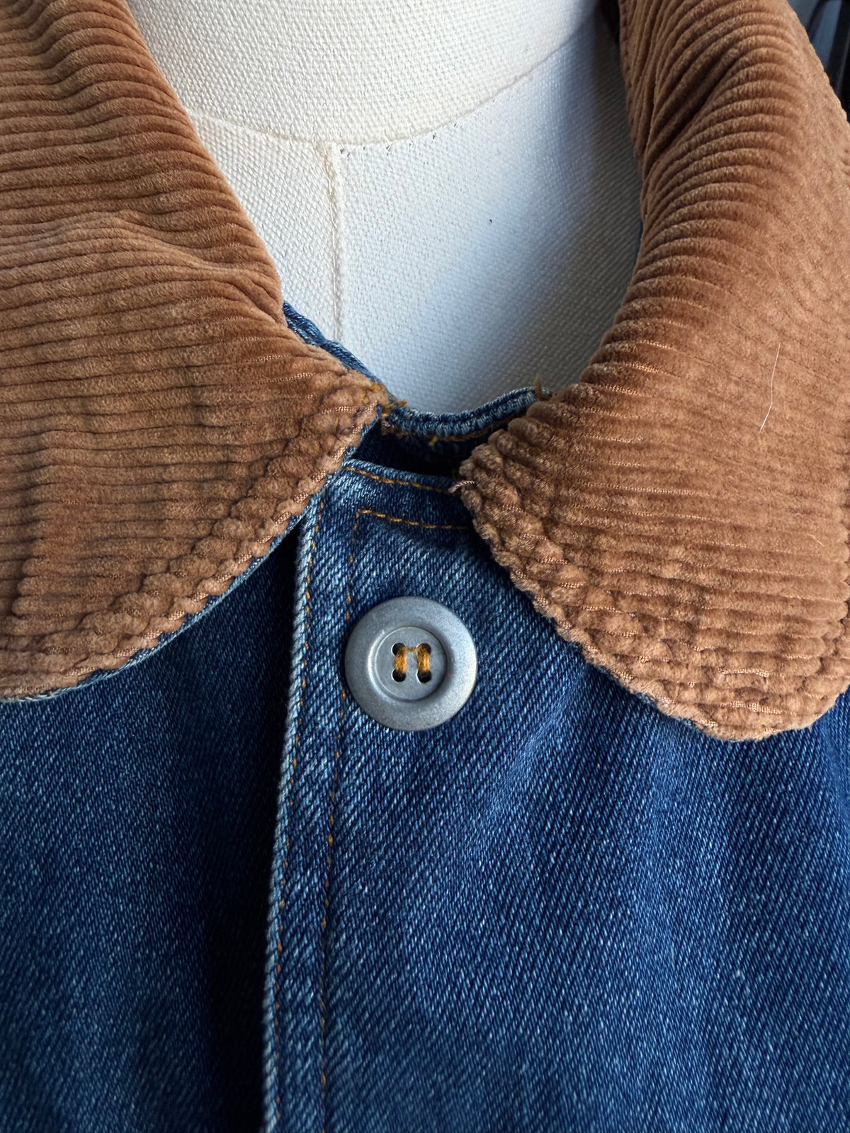 90s Jennifer Moore Petite denim barn jacket.