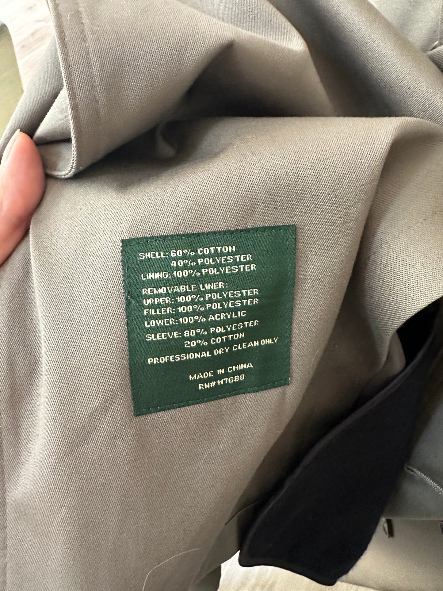 90s Lauren Ralph Lauren trench with removable wool lining and collar.
