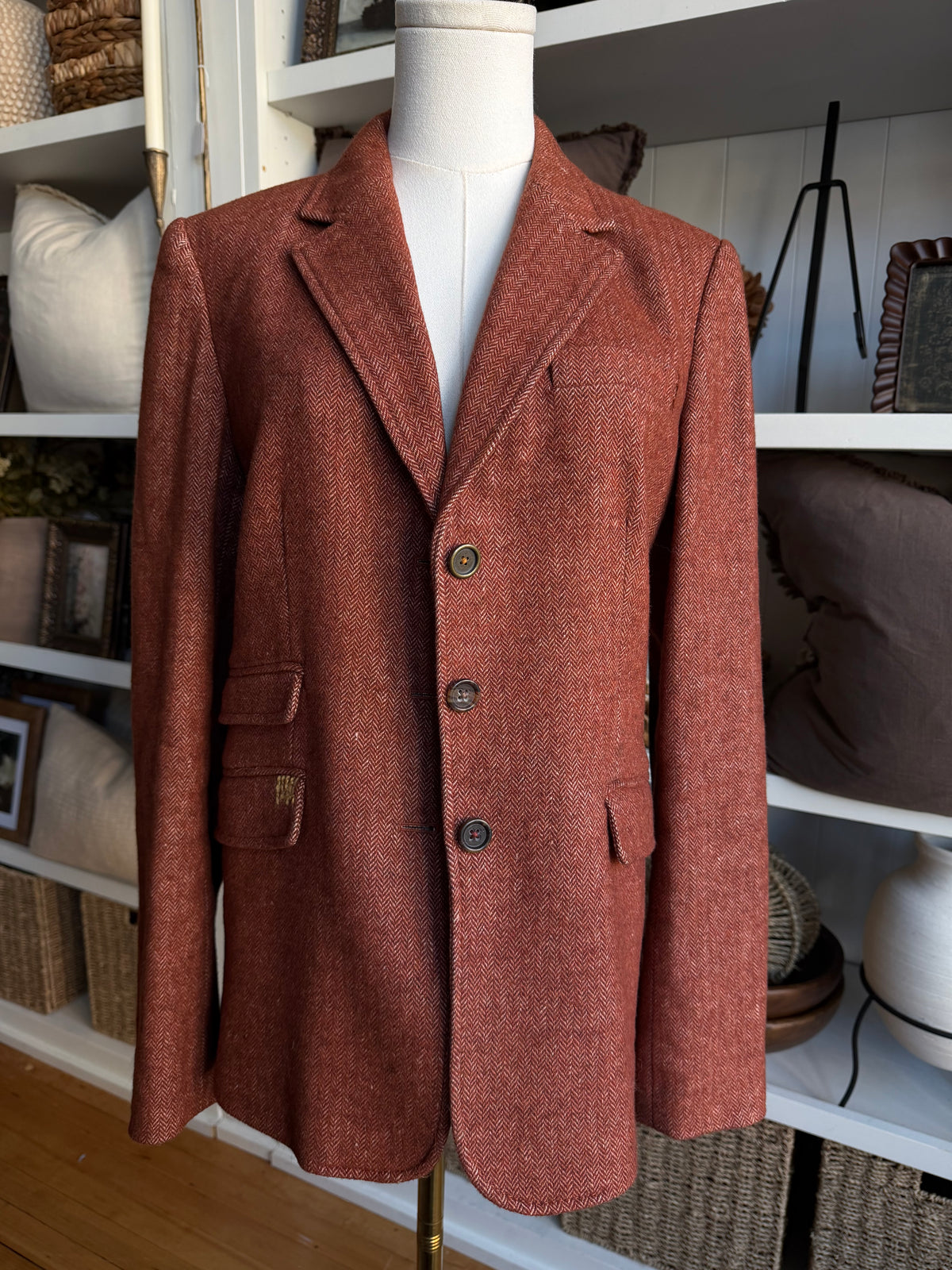 00s Banana Republic tweed blazer with suede elbow patches. Fits XXS-S