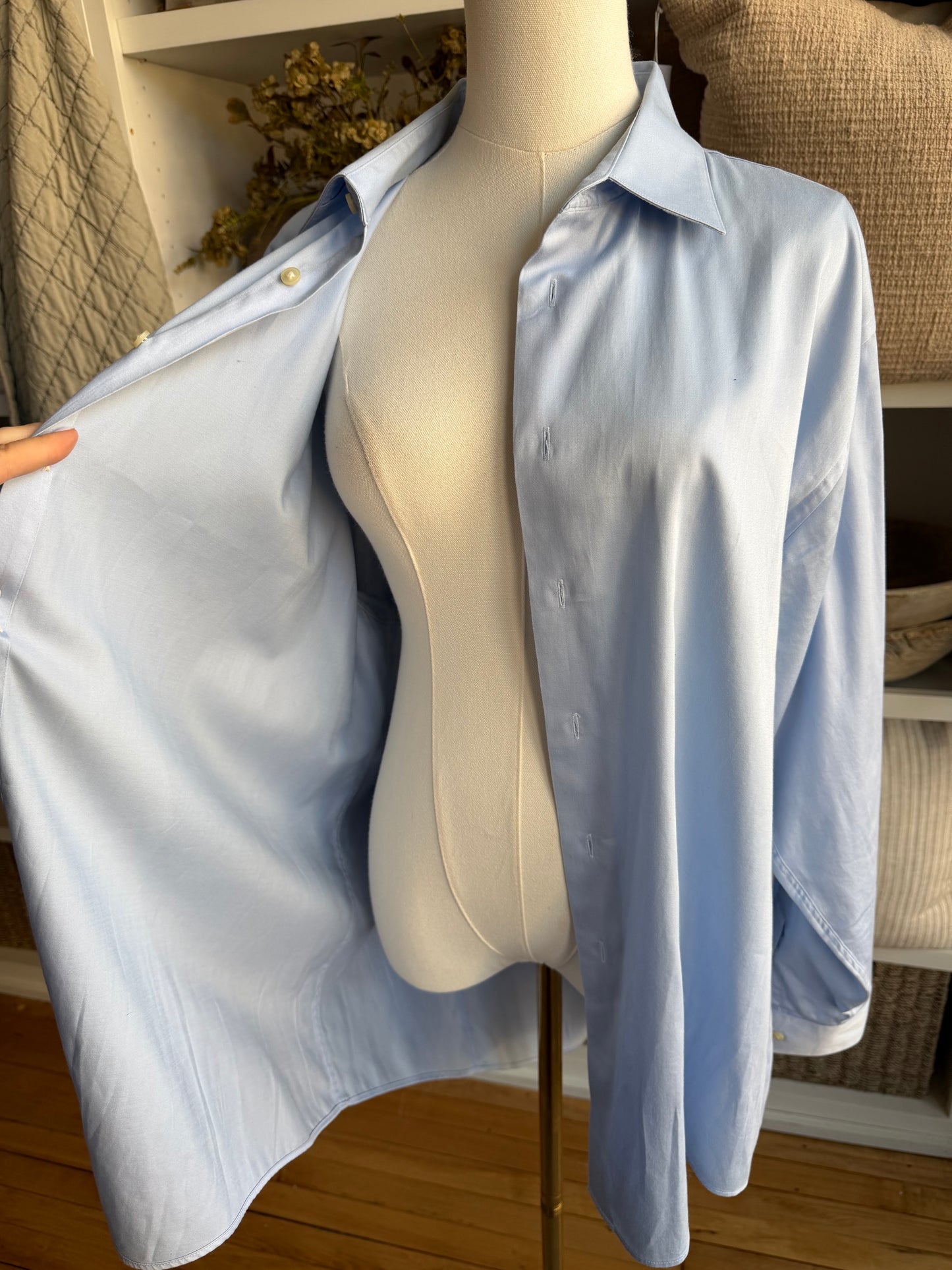 00s Calvin Klein blue poplin button down