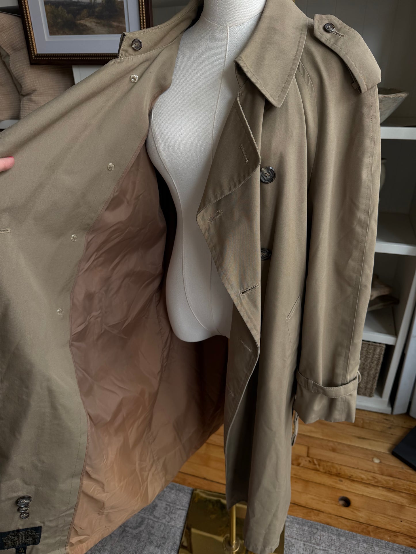 Vintage trench. Made in Korea