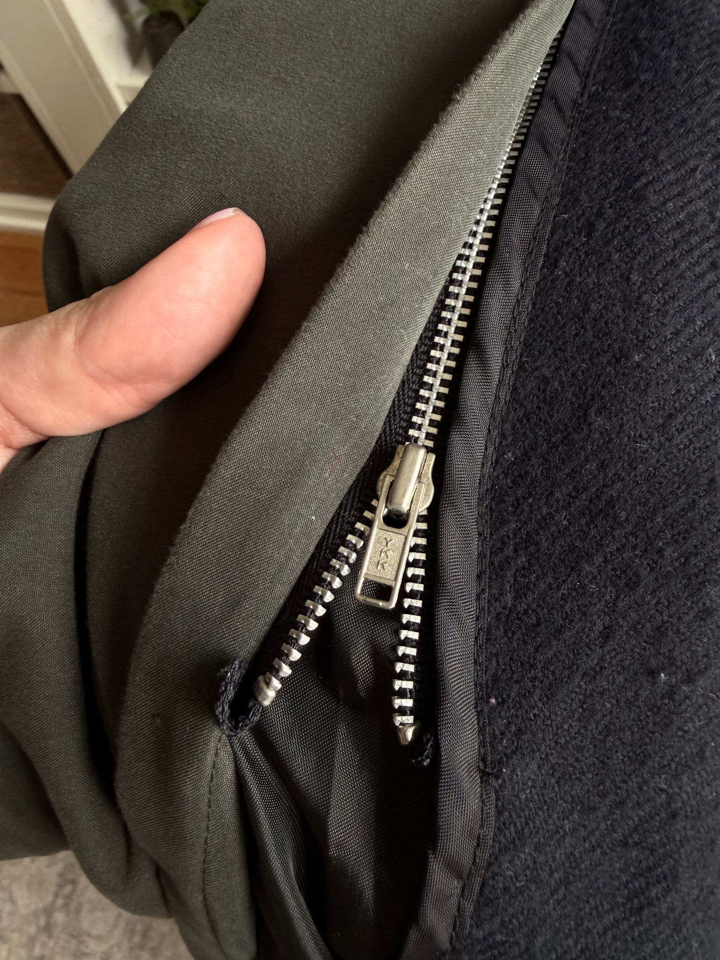 90s Jones New York trench with removable wool lining.