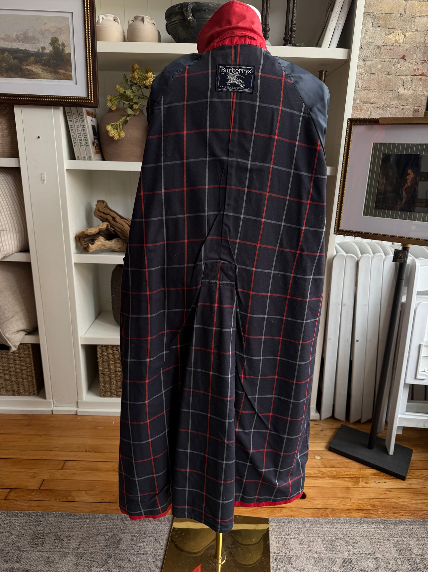 Vintage Burberry red trench. Made in England. Sourced in Paris