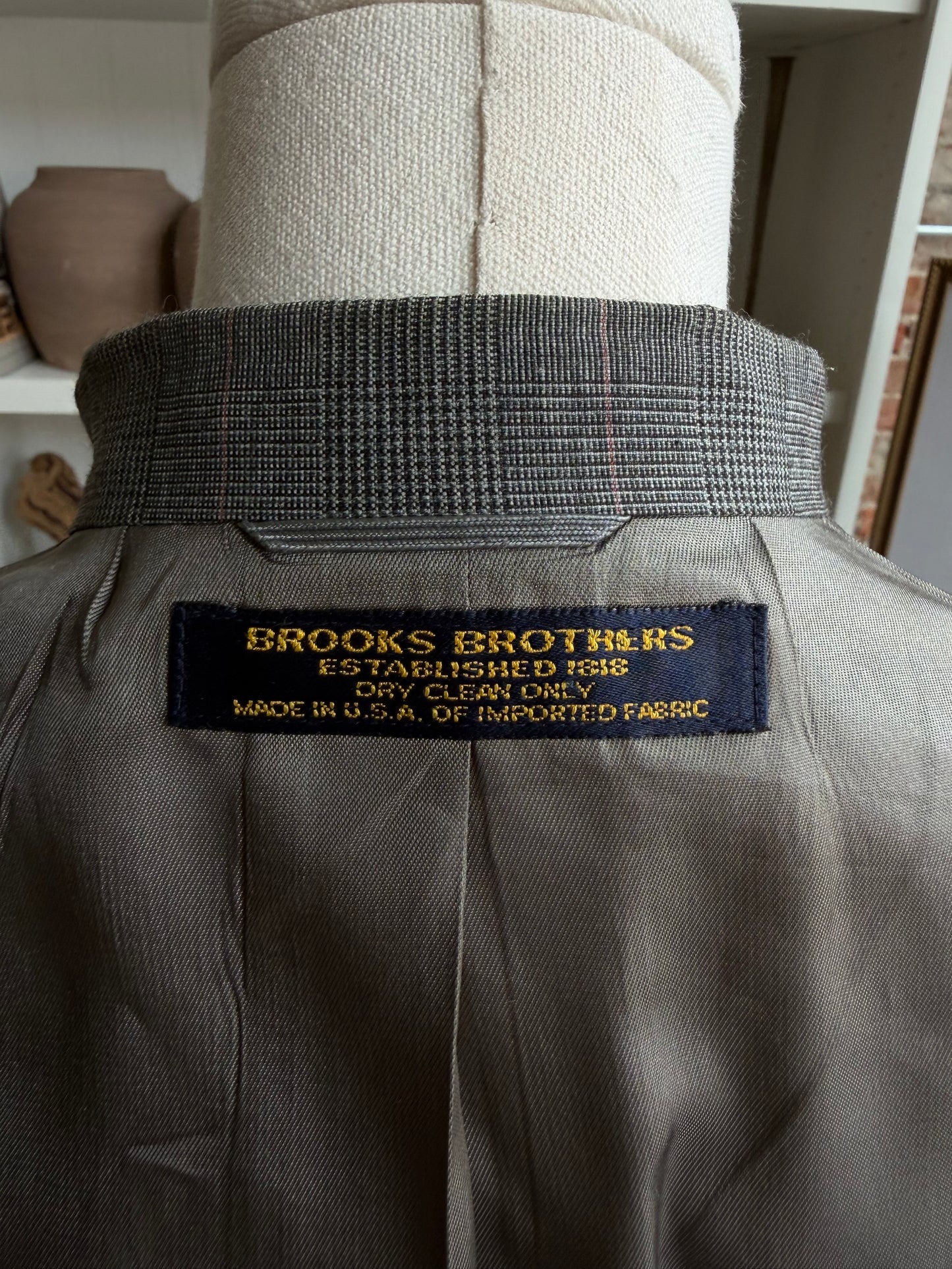 90s Brooks Brothers lightweight wool blazer. Made in the USA