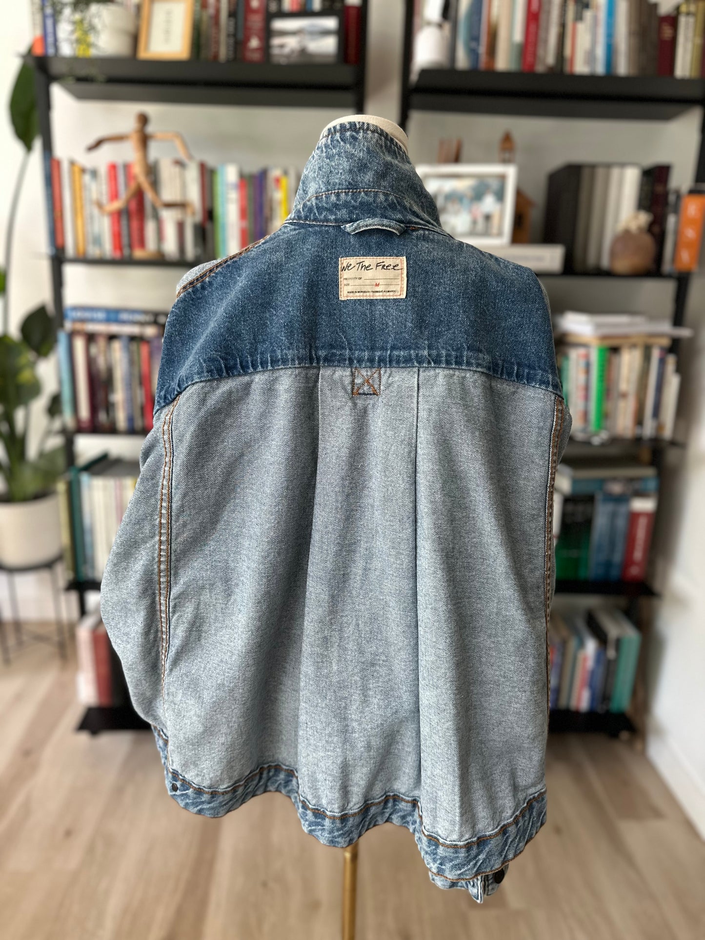 Free People Opal Swing Denim Jacket in Cowboy Romance. Size Medium