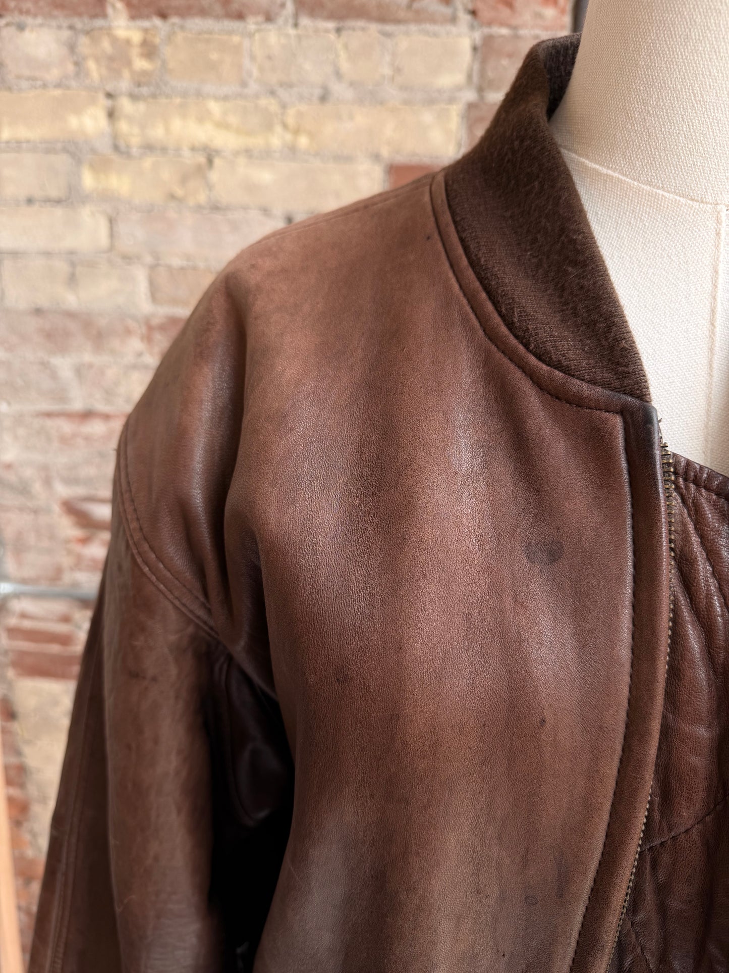 90s Club Room leather bomber