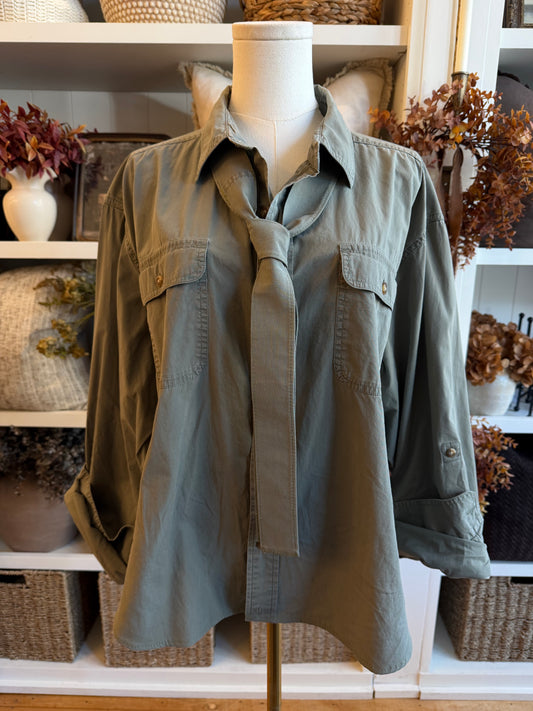 #1 Reworked button down. Fits M-XL