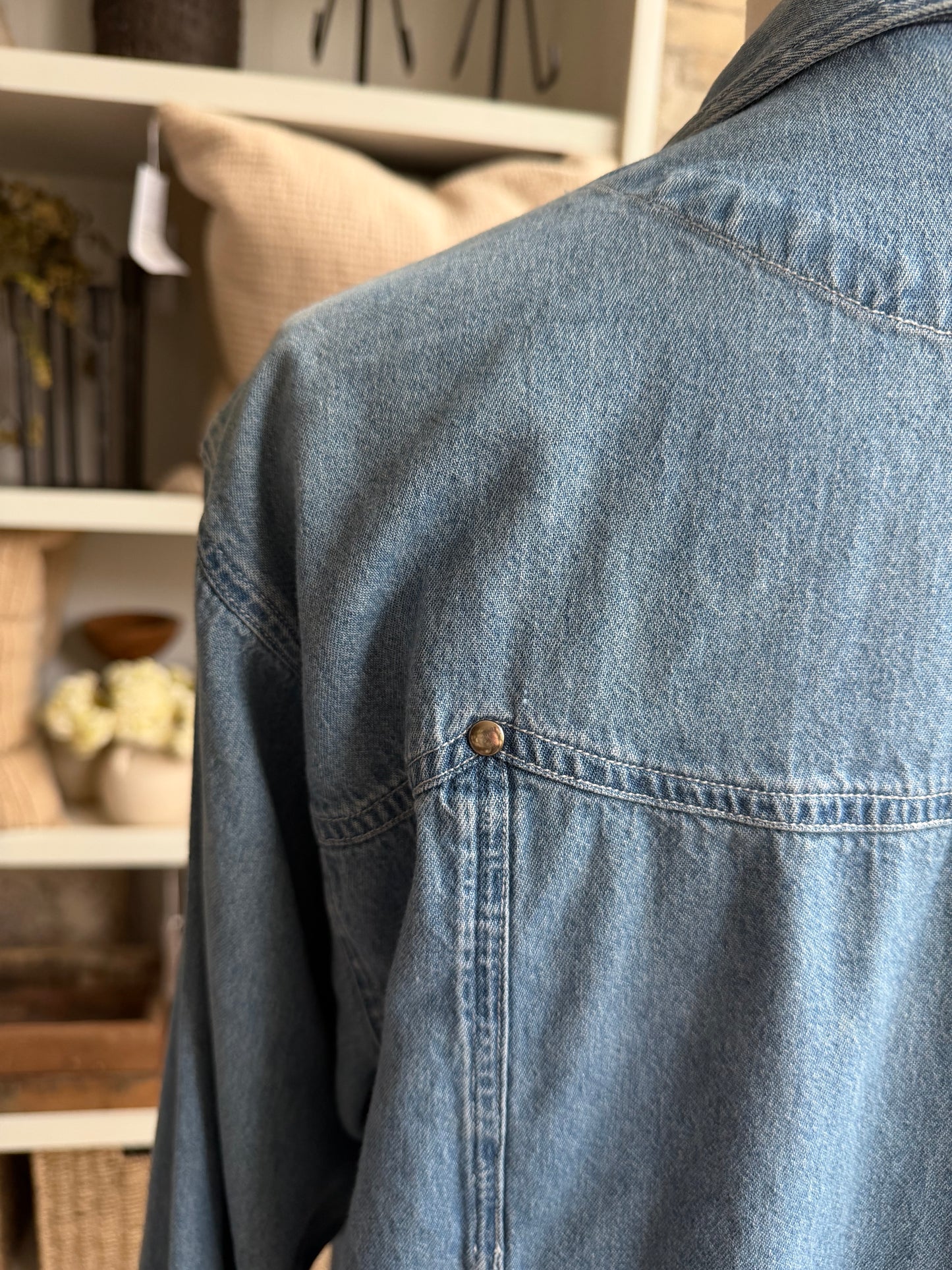 90s Vanderbilt denim shirt with silver buttons and embroidery. Made in Hong Kong