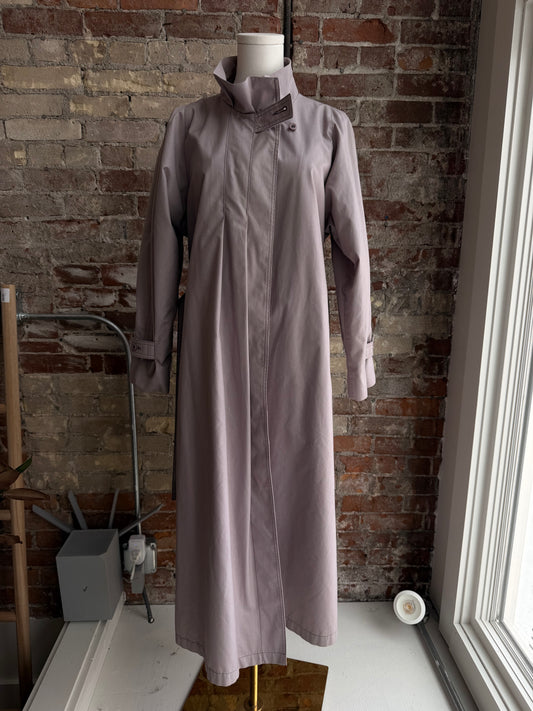 60s/70s London Fog lavender light weight trench. Made in the USA