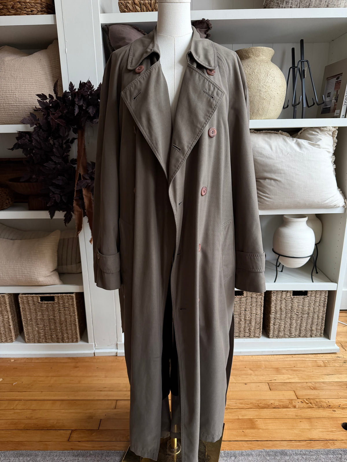90s Bradley Jons taupe trench. Fits M-XL tall