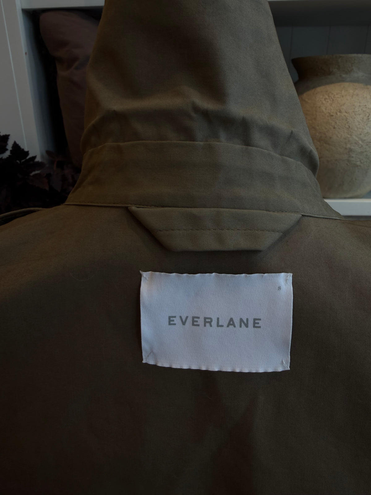 Everlane cropped trench in Olive. Size S