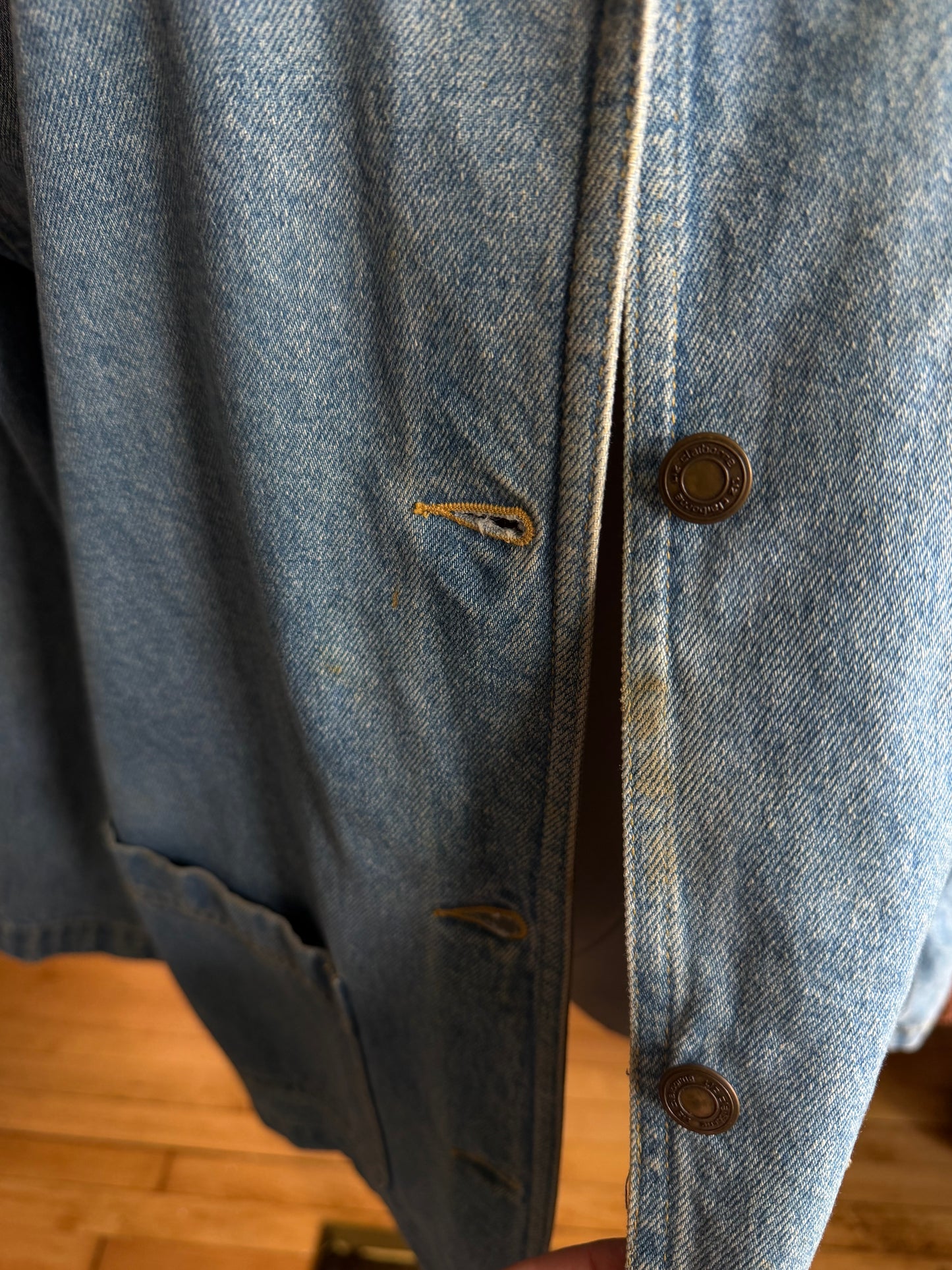 90s Liz Claiborne denim chore coat. Fits S-L