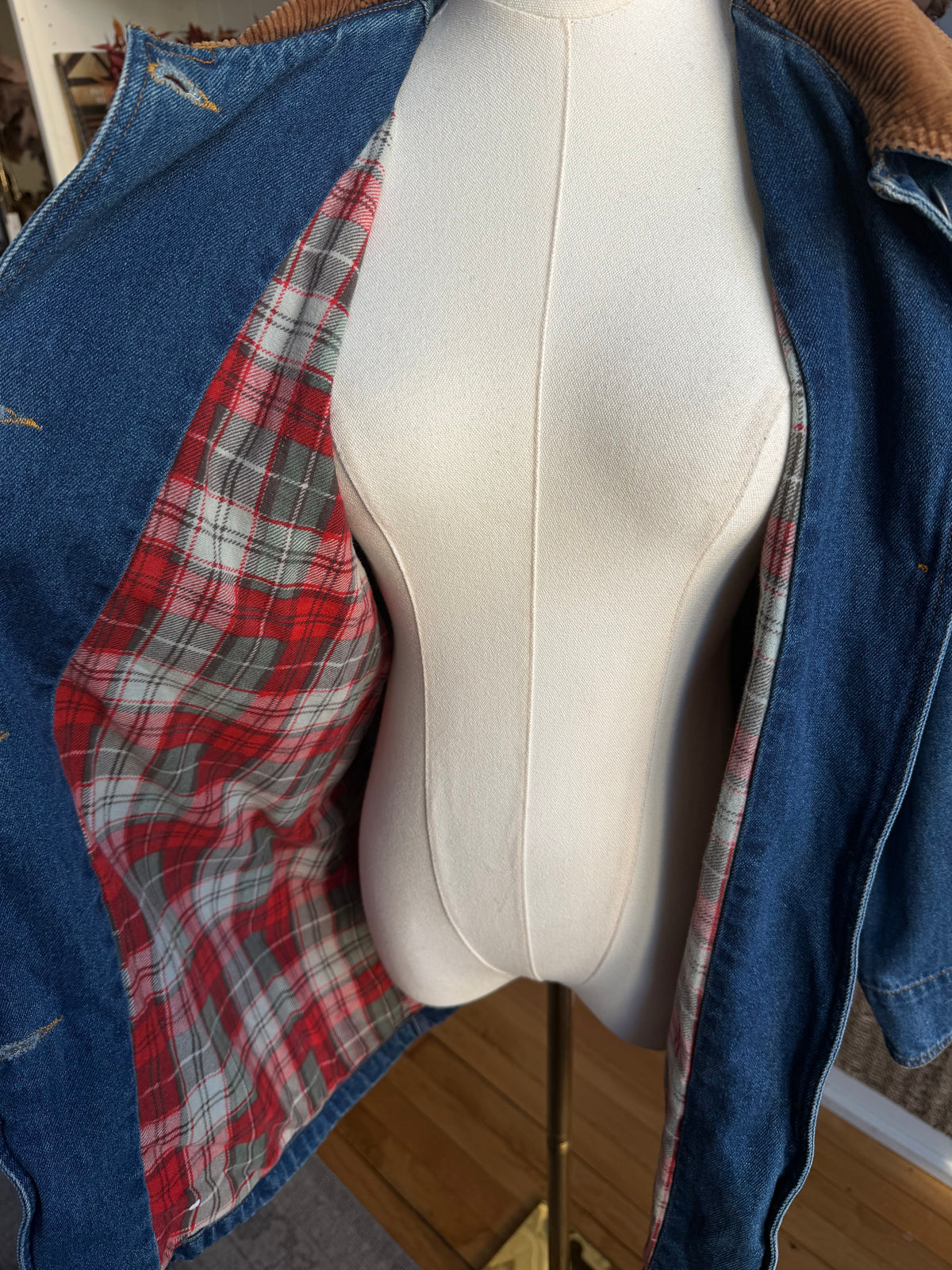 90s Jennifer Moore Petite denim barn jacket.