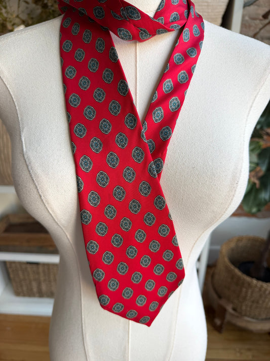 80s Marshall Fields silk tie. Made in Italy