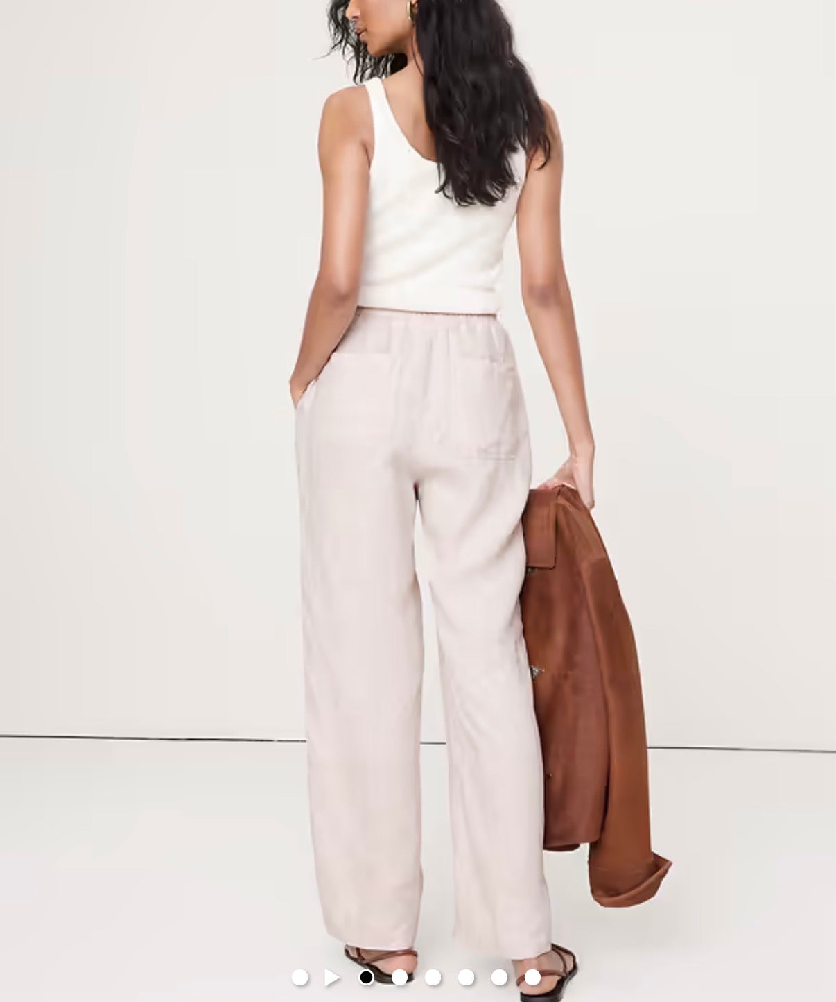 Banana Republic Getaway Straight leg pull on pant in linen natural. Size M Tall. NWT