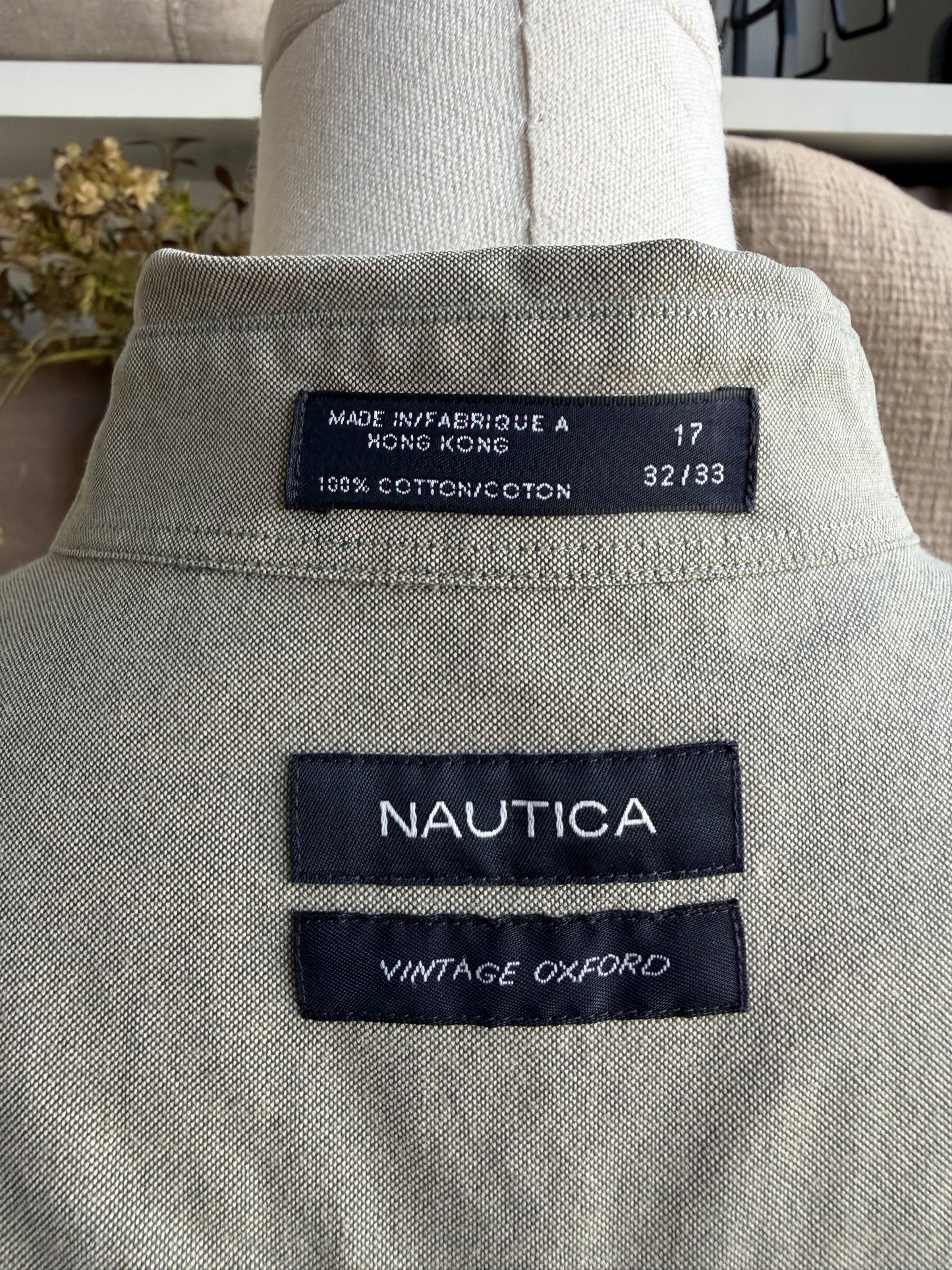 90s Nautica green Oxford button down. Made in Hong Kong
