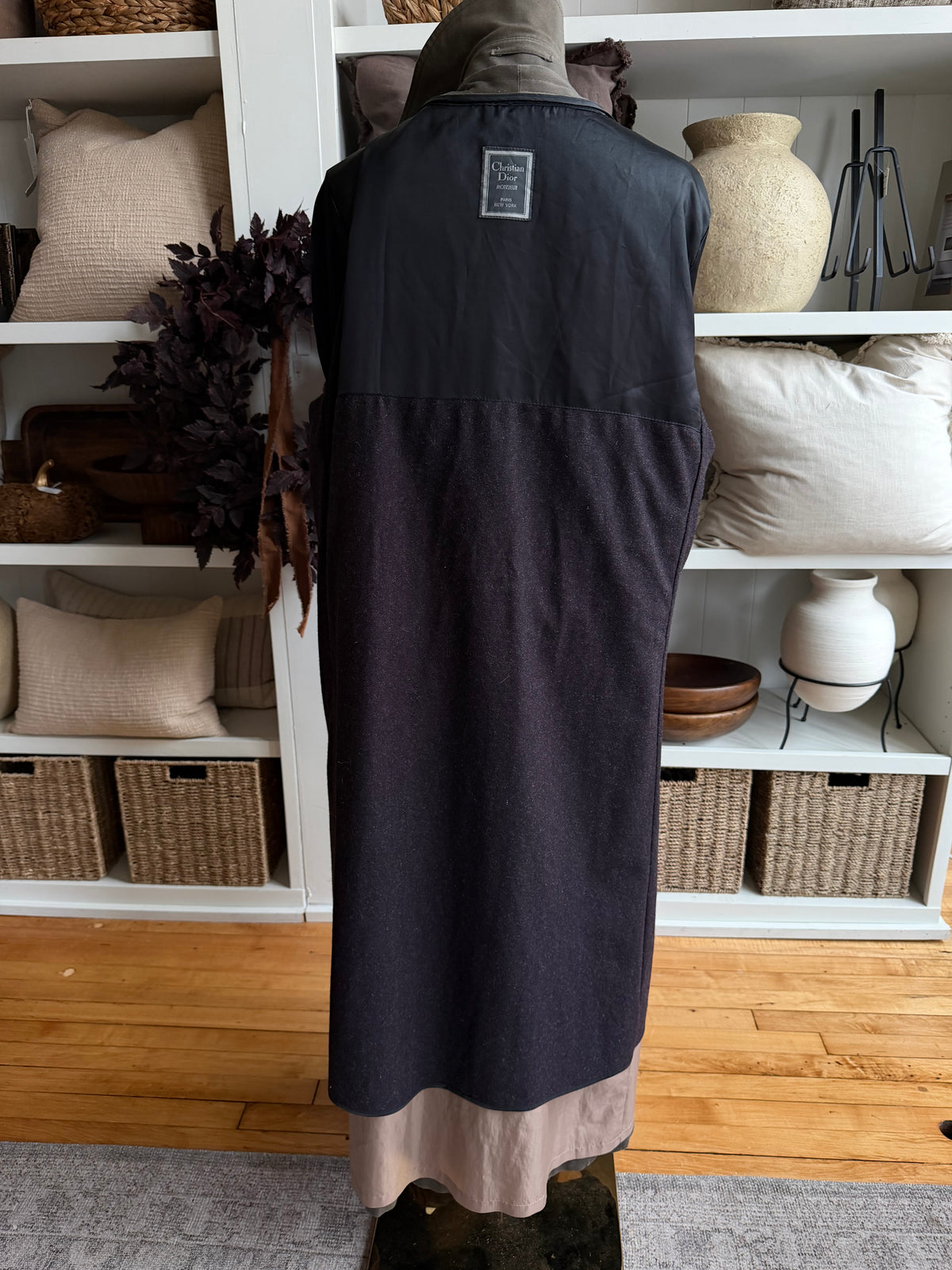 Vintage Christian Dior green trench. Fits M-XL tall