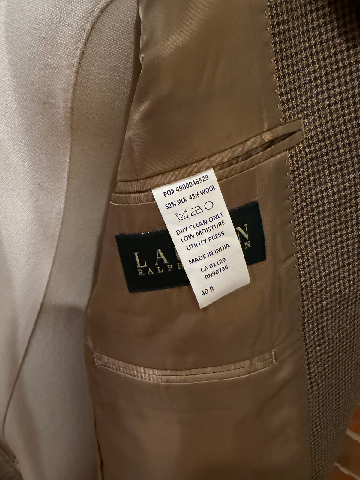 90s Lauren Ralph Lauren wool silk houndstooth blazer. Fits S-L