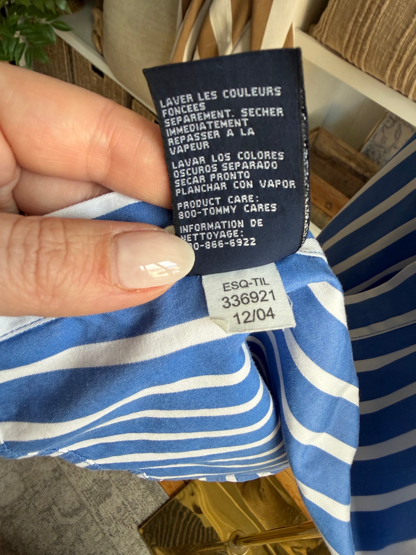 00s Tommy Hilfiger striped poplin button down