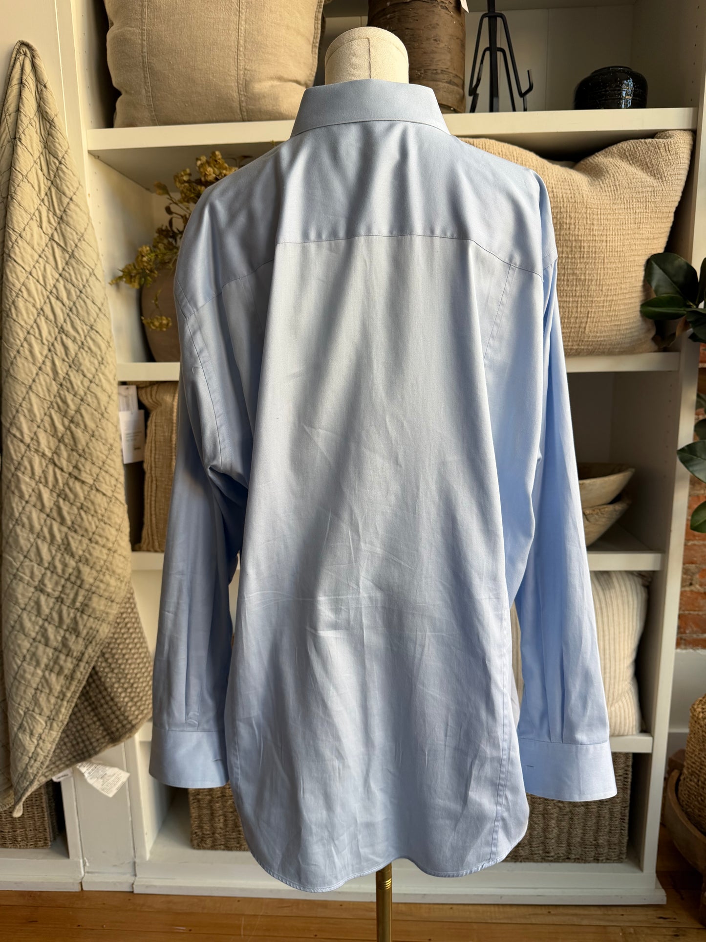 00s Calvin Klein blue poplin button down