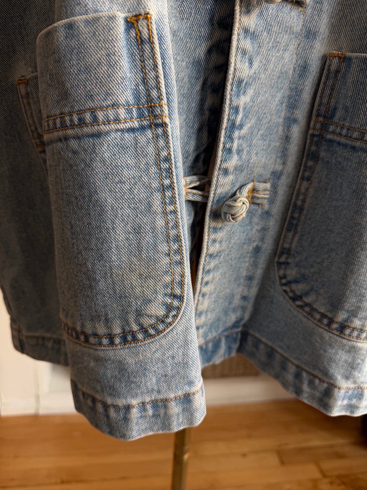 90s Natural Choice Sostanza workwear denim chore coat. Fits S-L